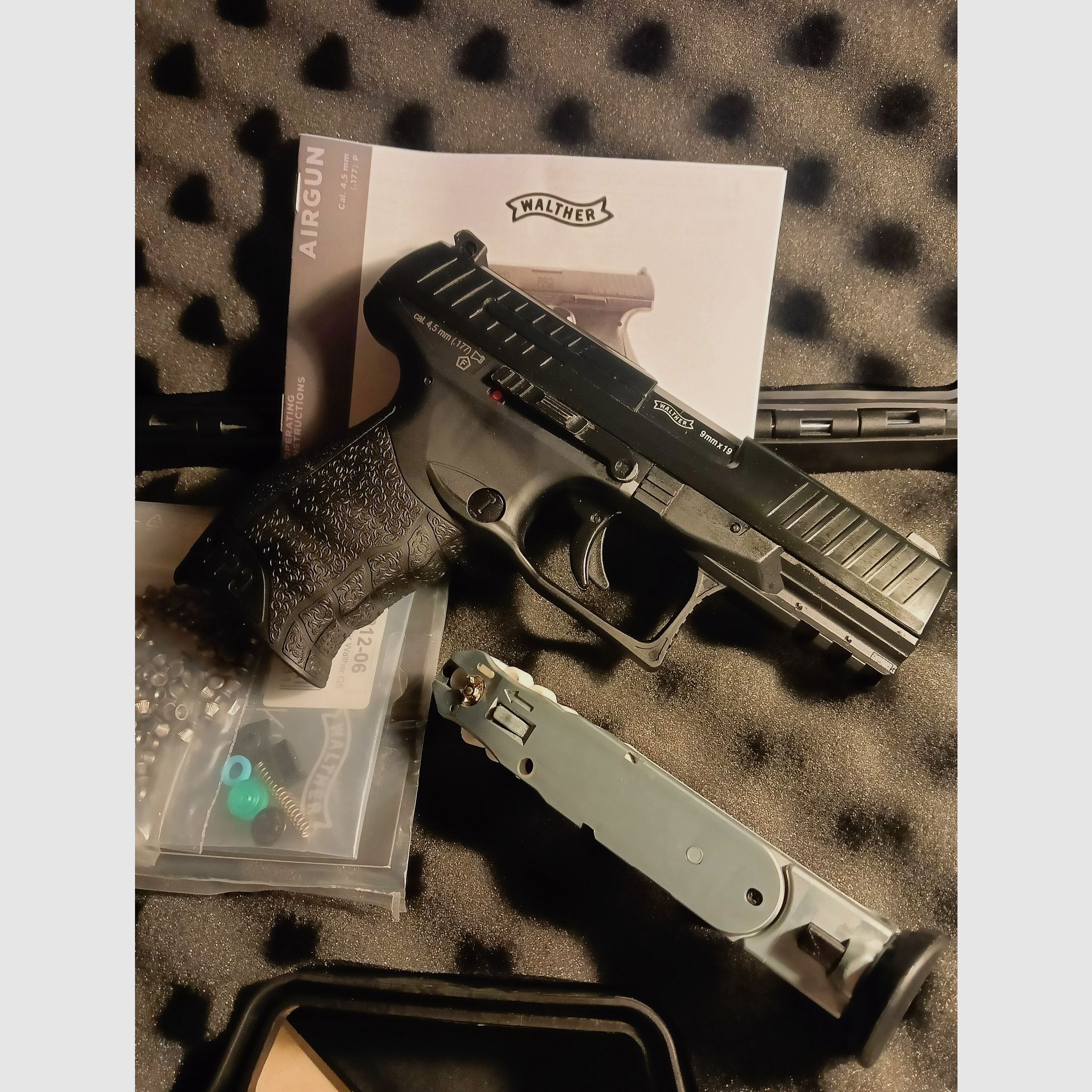 Umarex Walther PPQ M2 CO2 4,5mm Diabolos 21 Schuss Kettenmagazin TOP, Bild 15 von 15