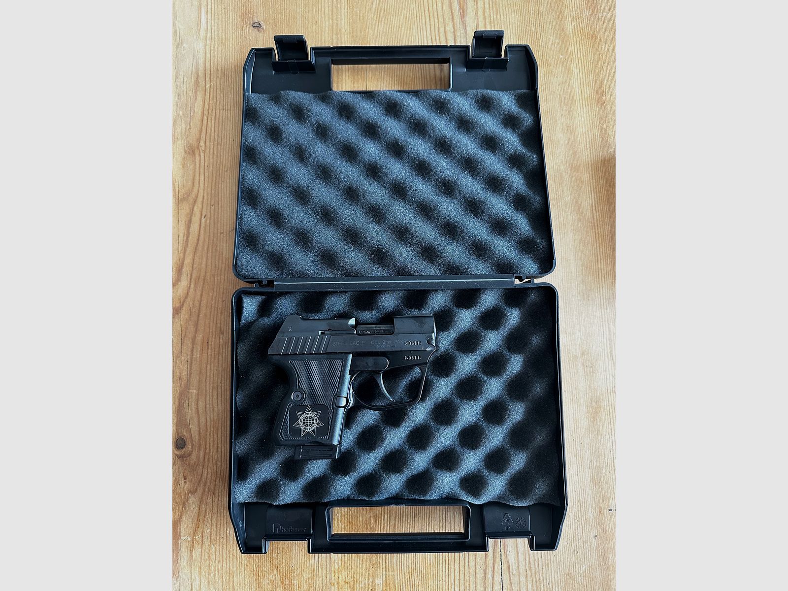 STEEL EAGLE CNC 9 mm P.A.K. – PTB 1089 – Black Grip – komplett