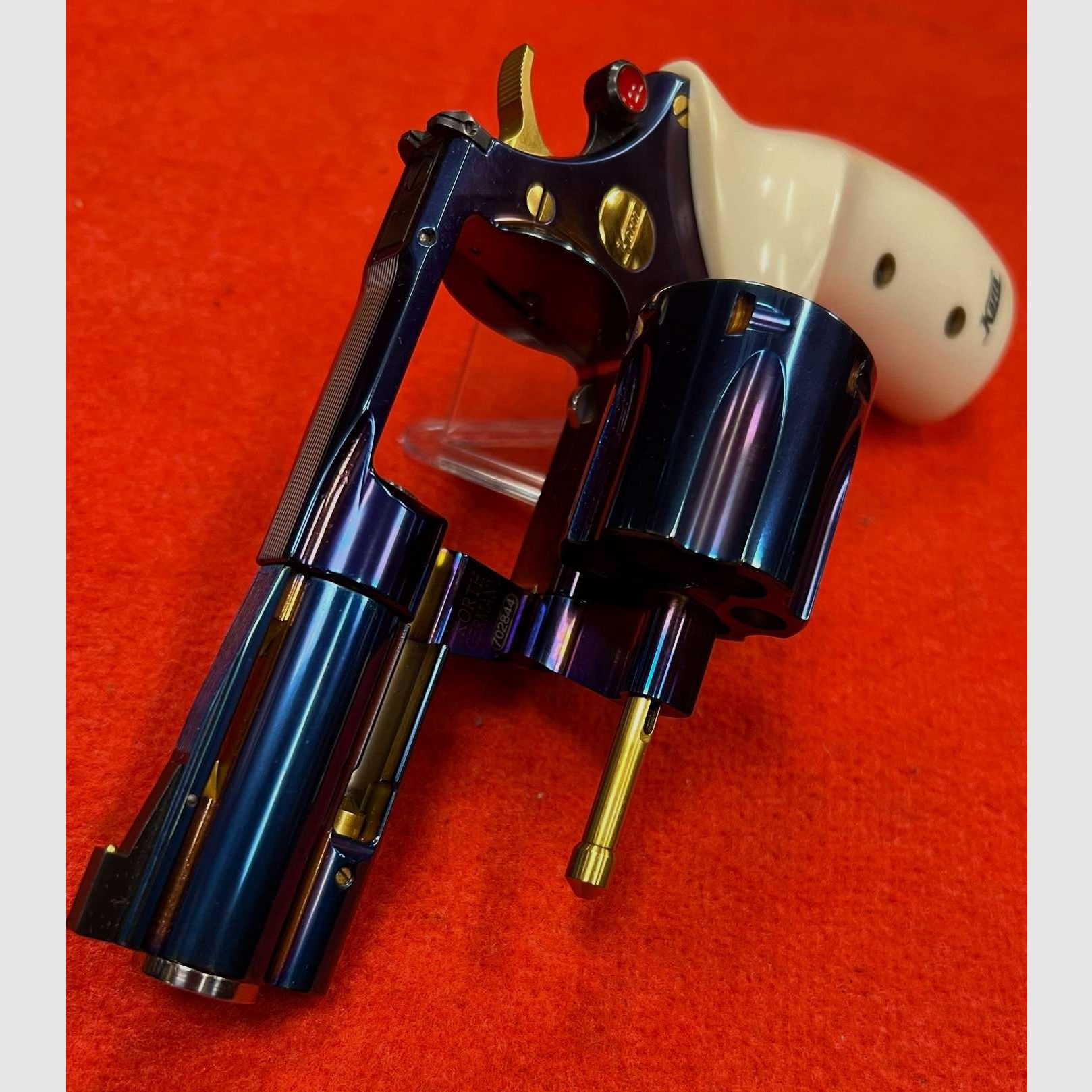 Korth Revolver Classic Glossy Blue Plasma 3″ Kal.357 Magnum, afbeelding 3 van 16