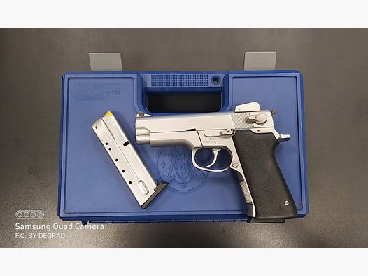 SMITH & WESSON 4006 40SW