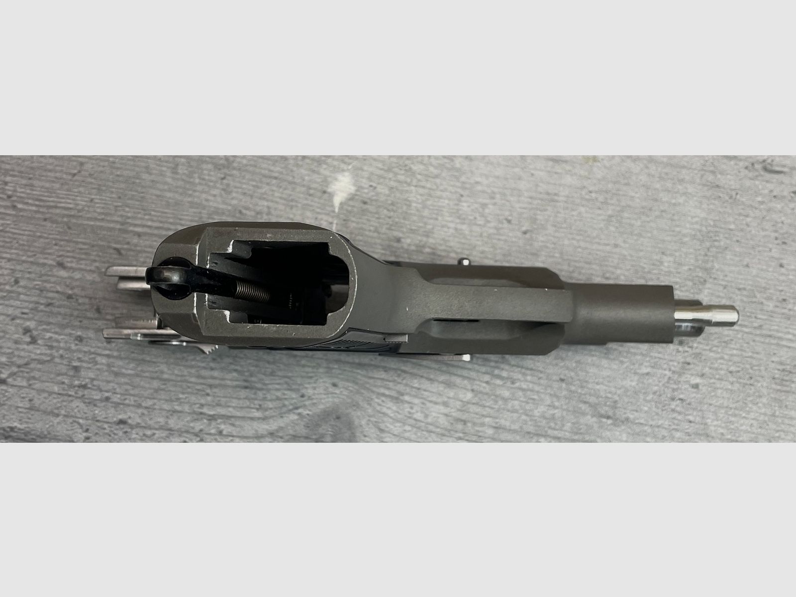 Ruger P90 DC Kal.: .45 ACP halbautomatische Pistole