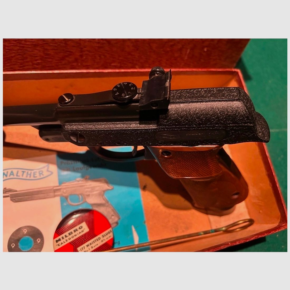 Pistolet à air Walther LP53 dans son emballage d'origine de 1958