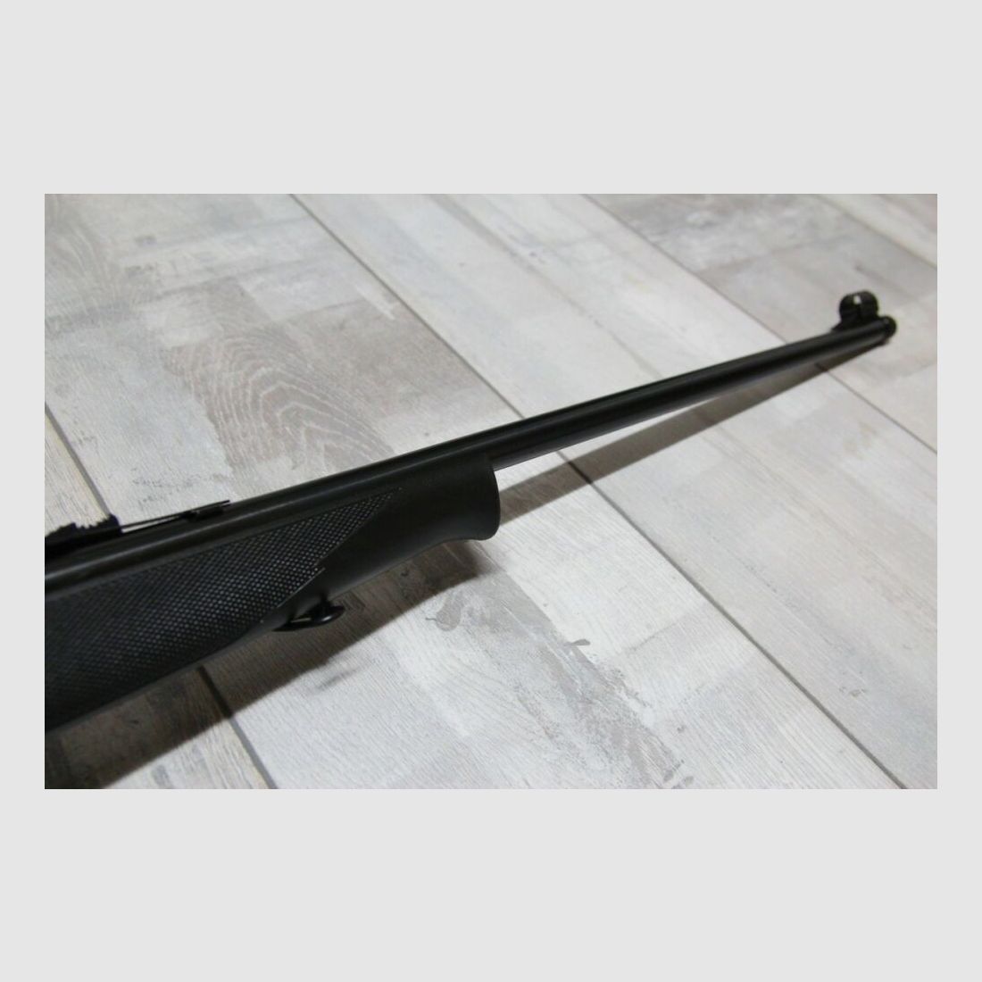 Norinco JW15 repeating rifle with barrel thread