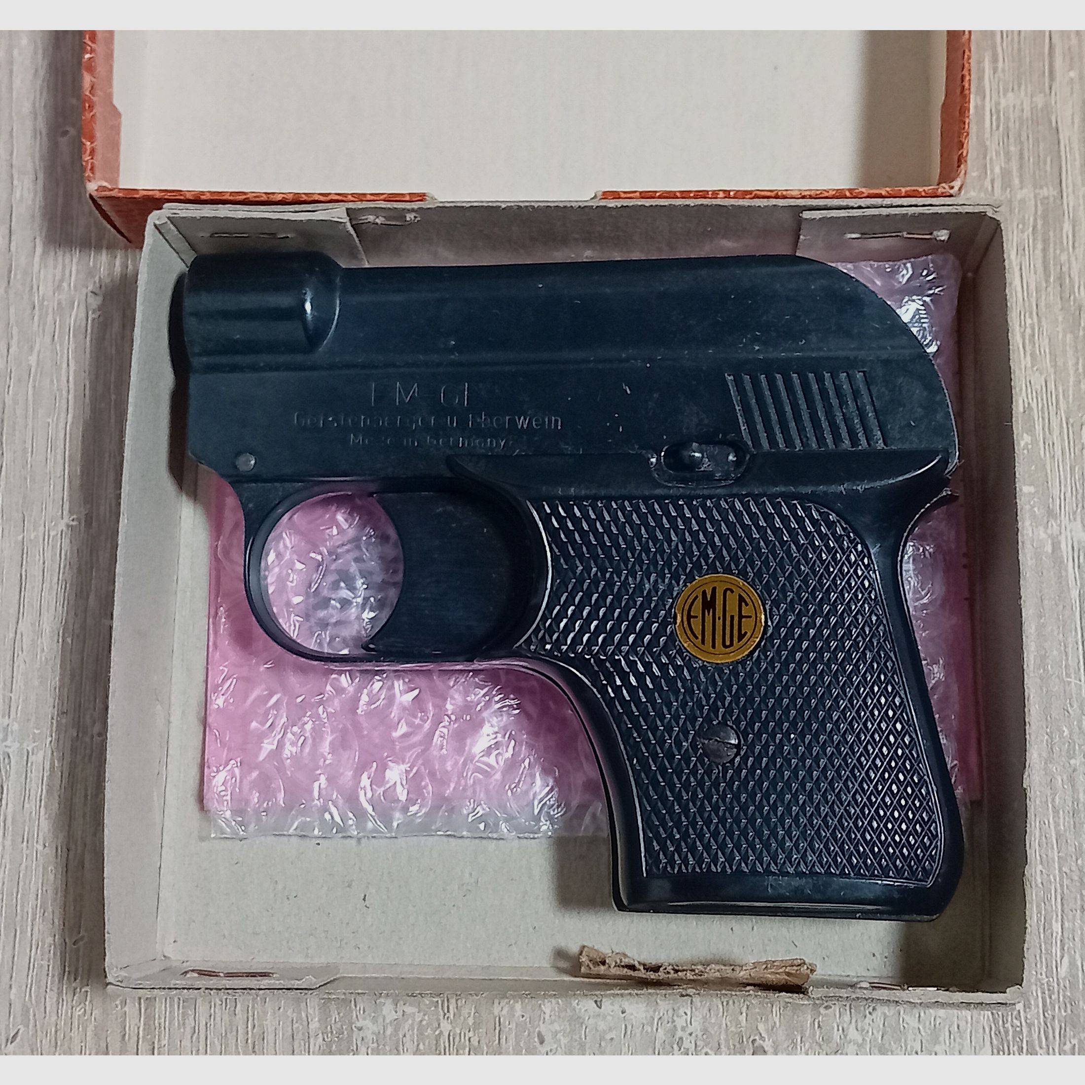Seltene EM-GE Mod. 62 im Kal. 6 mm Knall Flobert mit Verpackung!