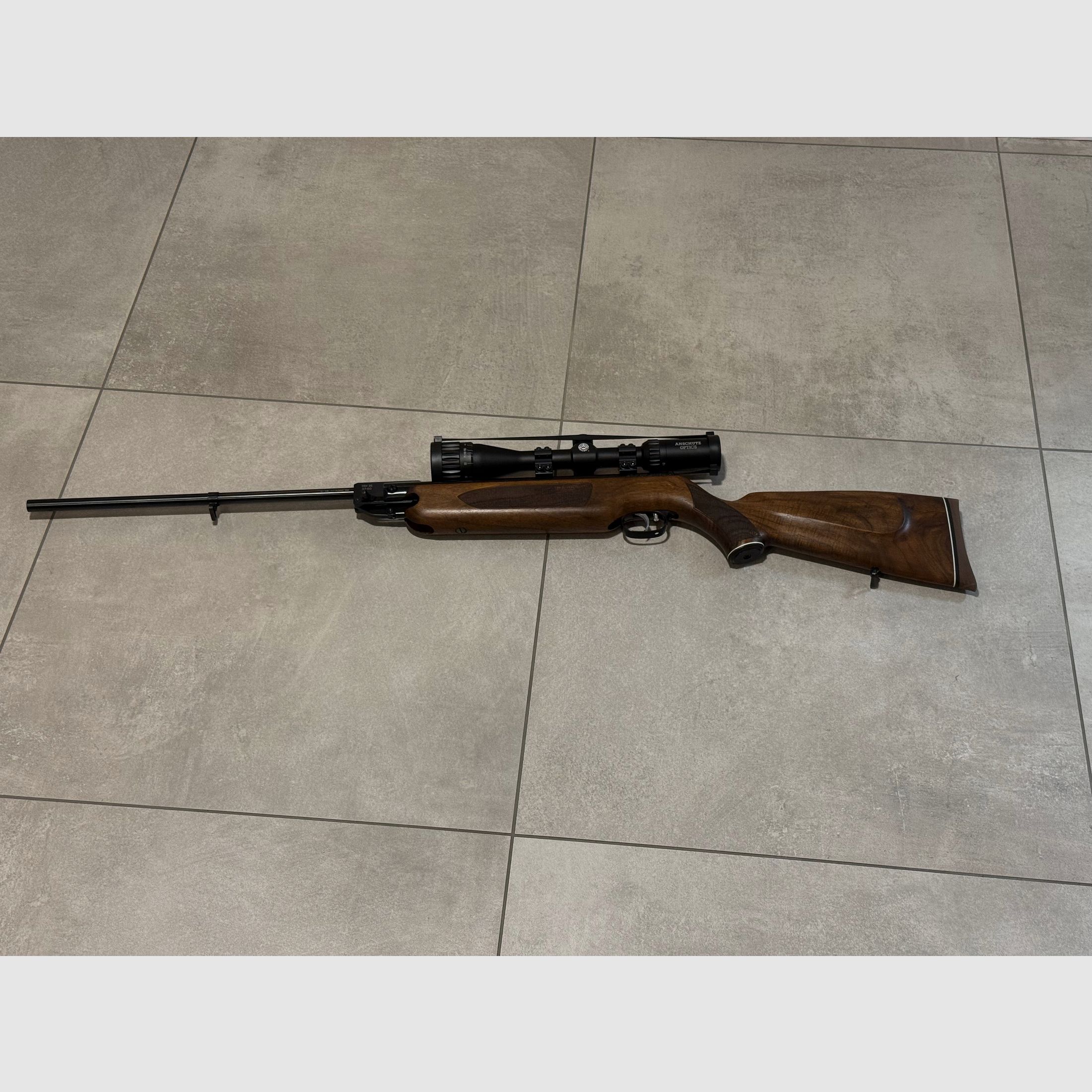 Weihrauch HW35E mit Anschütz Optik 4-12x40