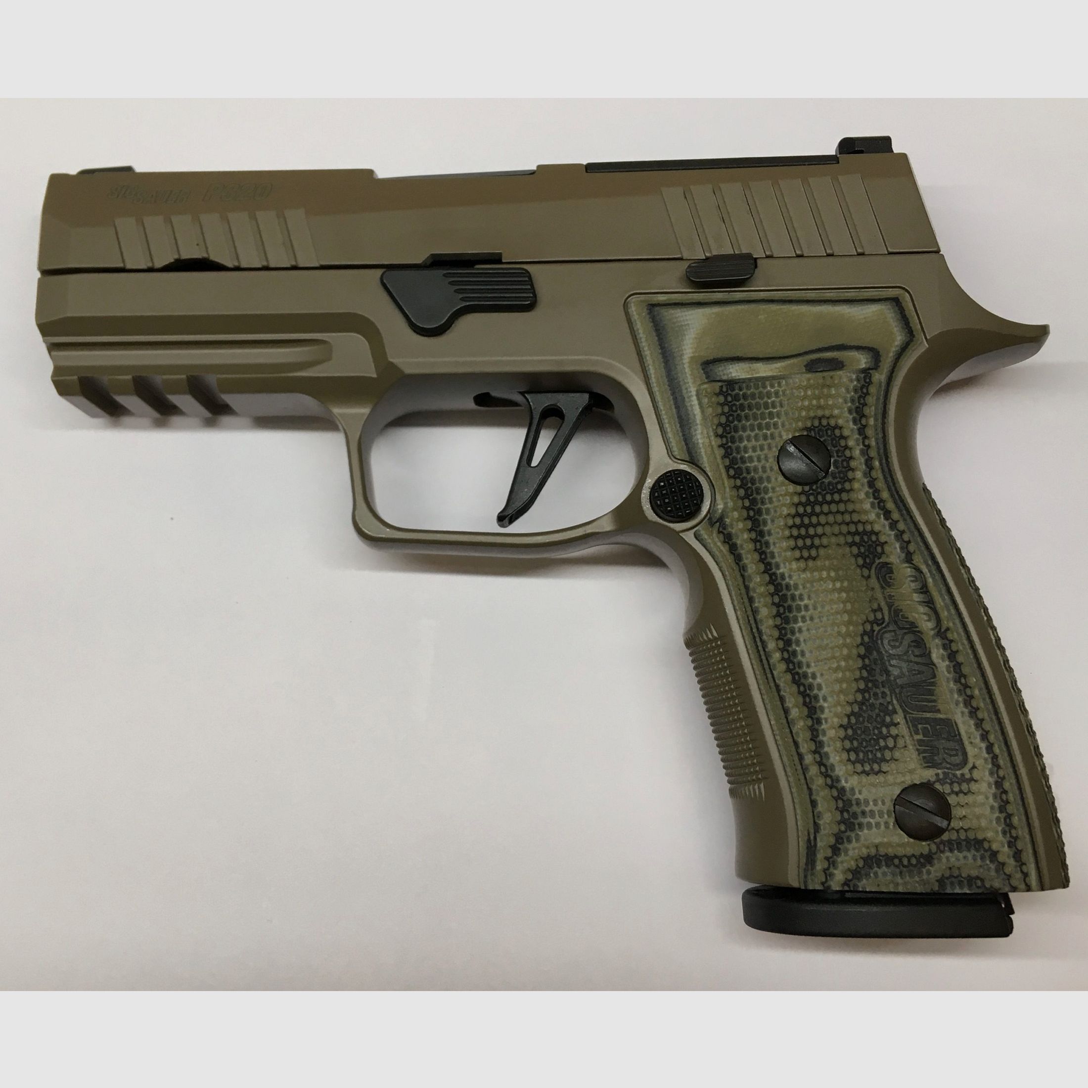 SIG SAUER P320 AXG Scorpion, Bild 1 von 3