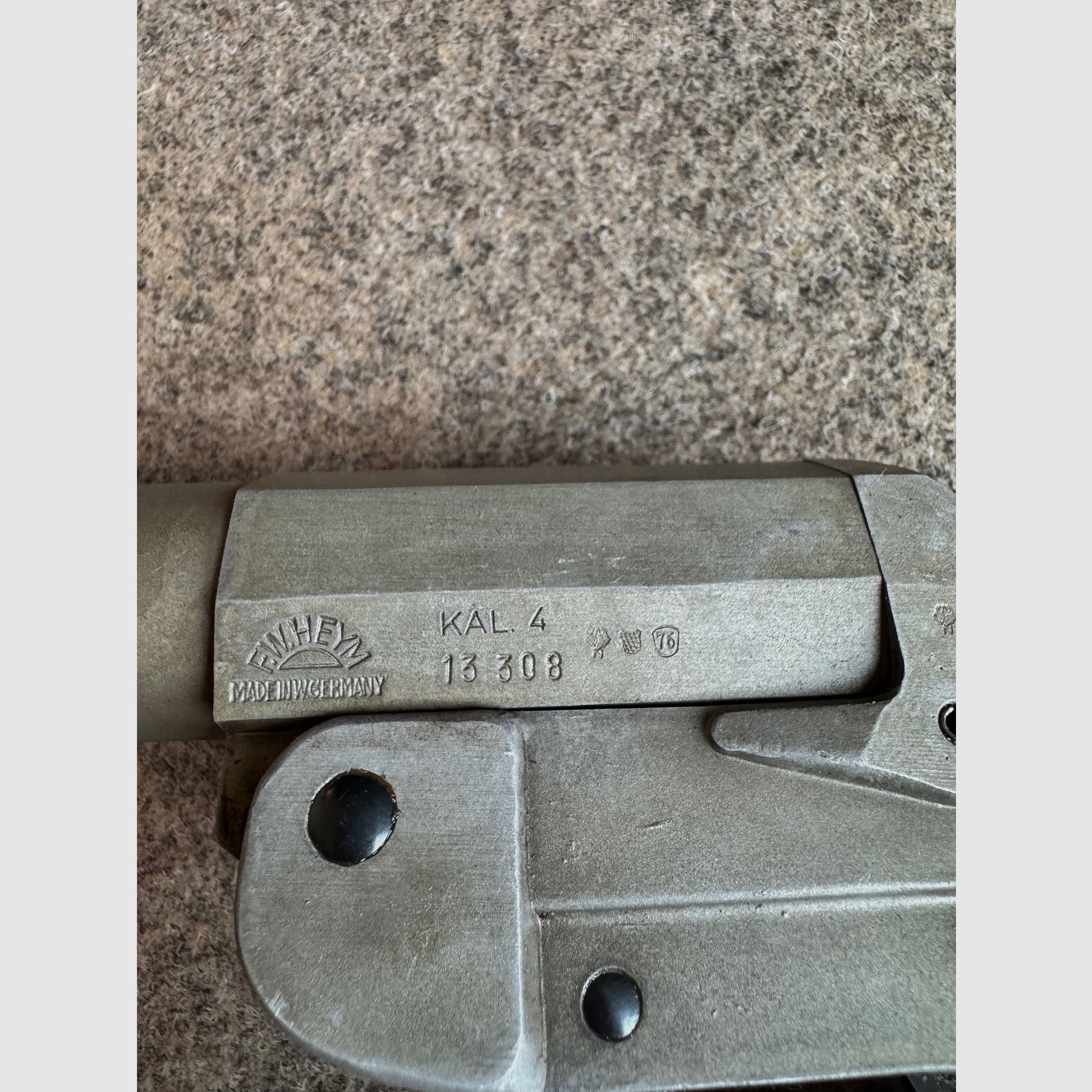 F. W. Heym - Signalpistole (Kaliber 4)