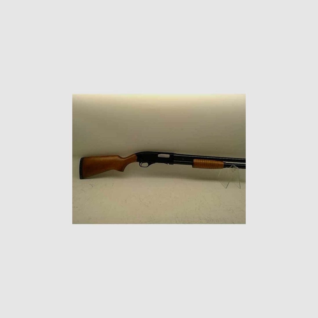 Vorderschaft-Repetierflinte Winchester 1300 Defender Kaliber 12/76 gebraucht