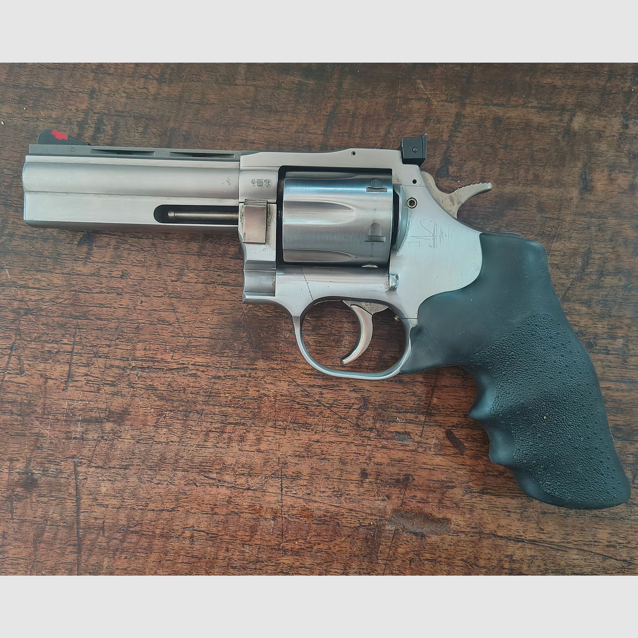 Dan Wesson Pistol Pack 715 VH complete