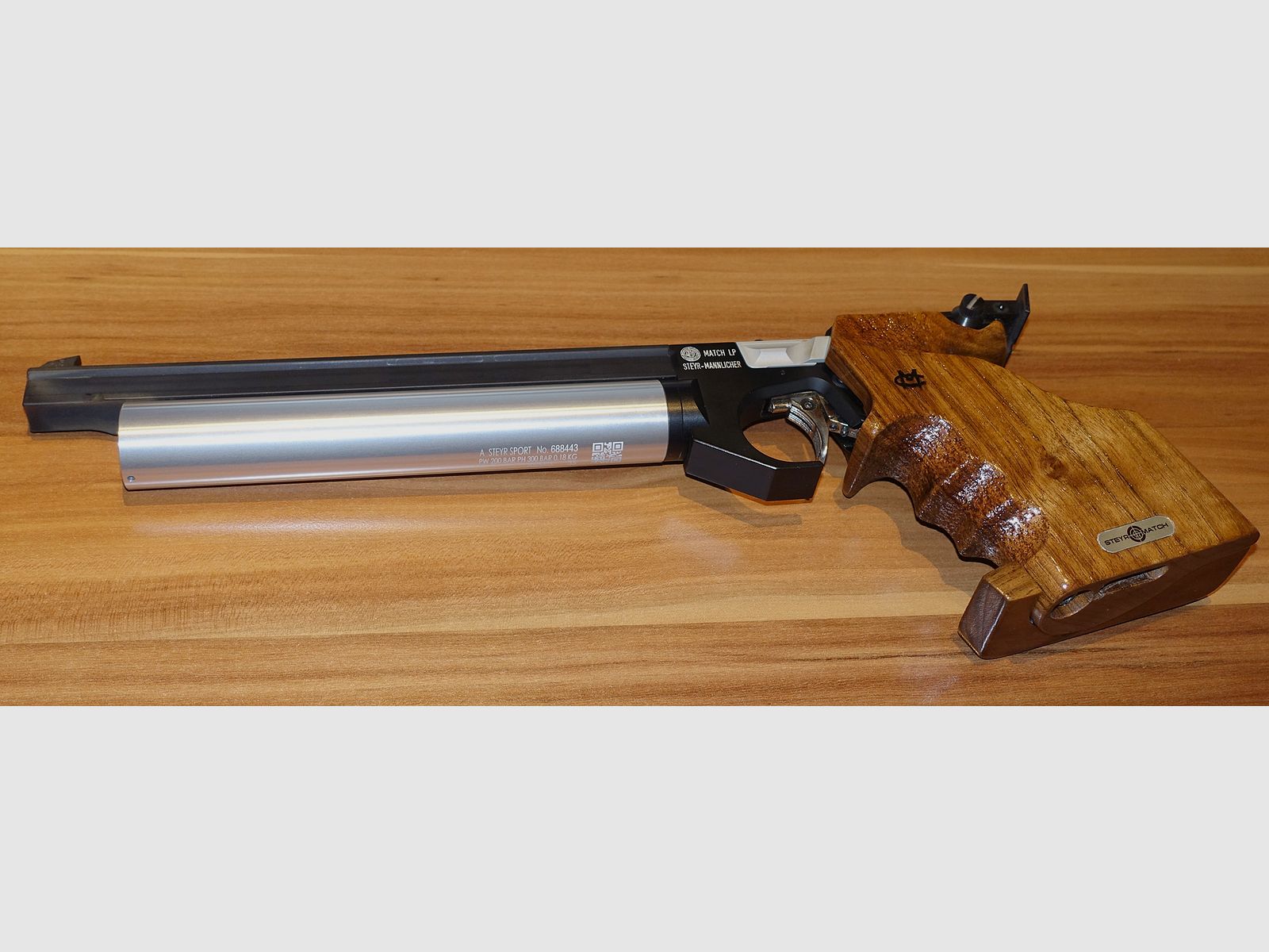 TOP Pressluft Matchpistole Steyr LP mit neuer Kartusche + Zubehör