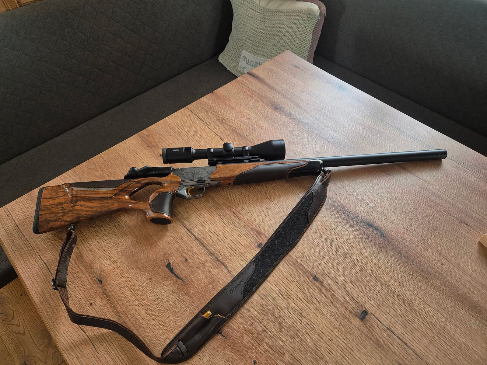 Blaser R8 success Silence Linksschaft 