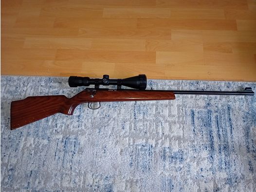 Fucile Anschütz modello 1393 calibro 22 con cannocchiale Vortex Diamondback 3,5-10x50