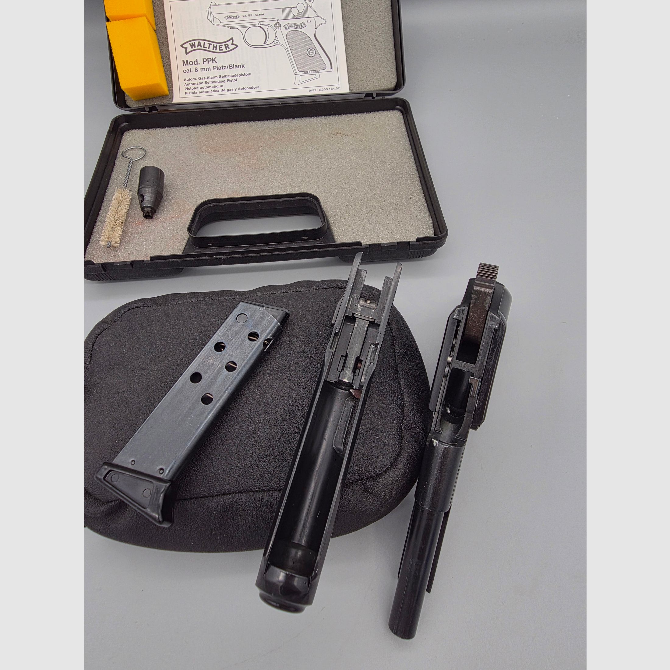 Neuwertig u. ungeschossen Walther PPK 8mm Knall PTB 502 mit Beschuss 1993 (KD) Schreckschuss SRS Silvester
