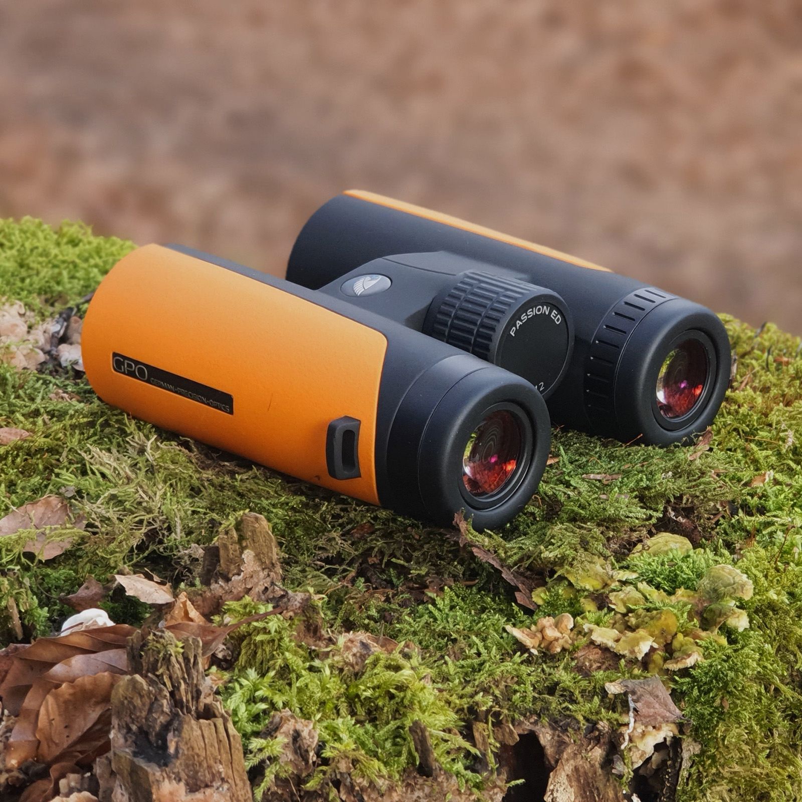 GPO Binoculars Passion™ ED 8x42 orange