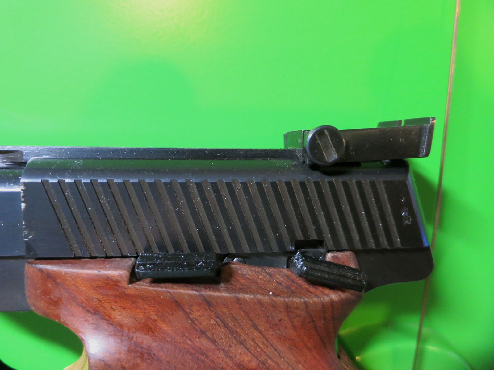 FN Herstal Browning KK pistola semiautomática 150, .22lfB pistola deportiva     #70