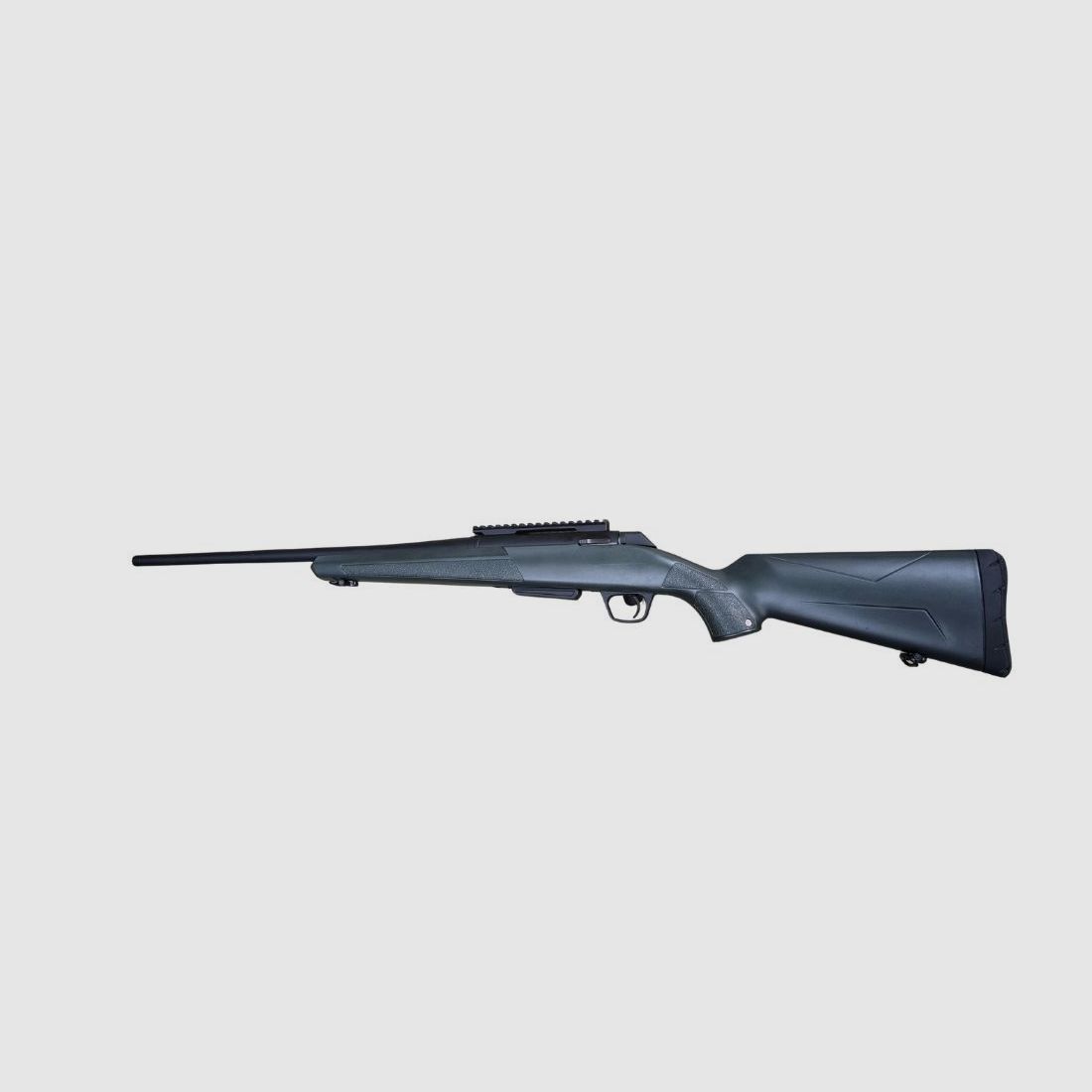 WINCHESTER Mod. XPR Stealth d’occasion avec rail Weaver, état : comme neuf, prix de vente conseillé € 816,00, image 2 sur 6