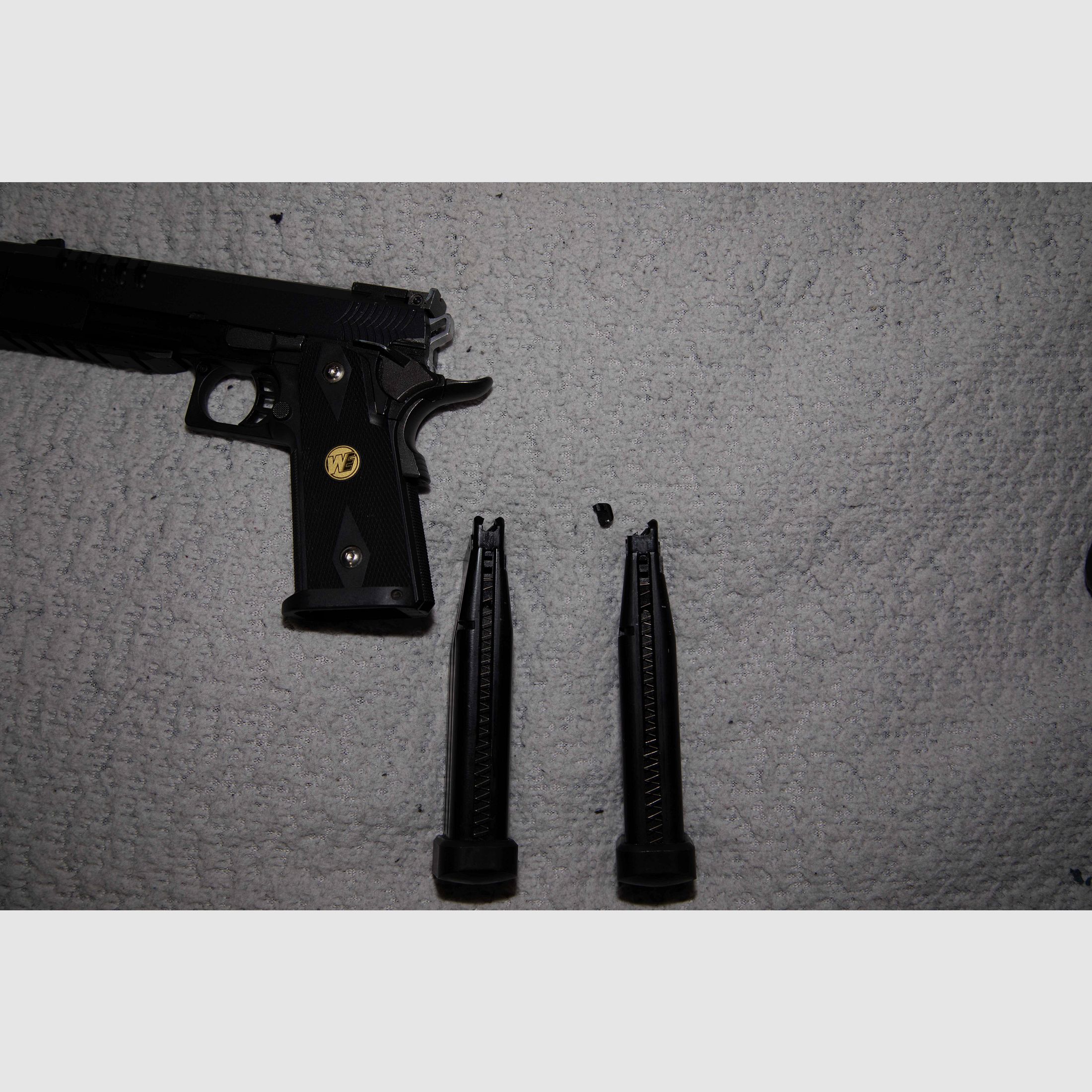 Set de démarrage Softair M4 Evolution Ghost EMR S / WE HI-Capa 2011 5.2 K GBB et accessoires