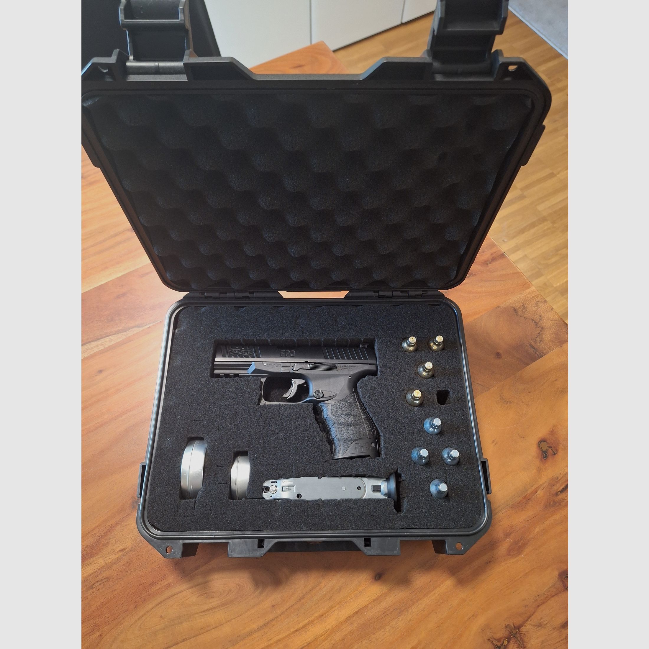 Walther PPQ M2 CO2 Luftpistole Blowback Kal. 4,5mm Diabolo Metallschlitten schwarz