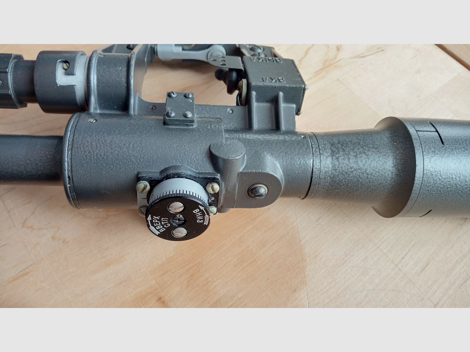 Offre d’échange : 6x36-1 russe NPZ PO avec pince universelle pour rail latéral AK et SVD / très bon état / éclairage fonctionne // lunette Optik AKM AK74 AK-100 / Saiga / Tigr / PSL