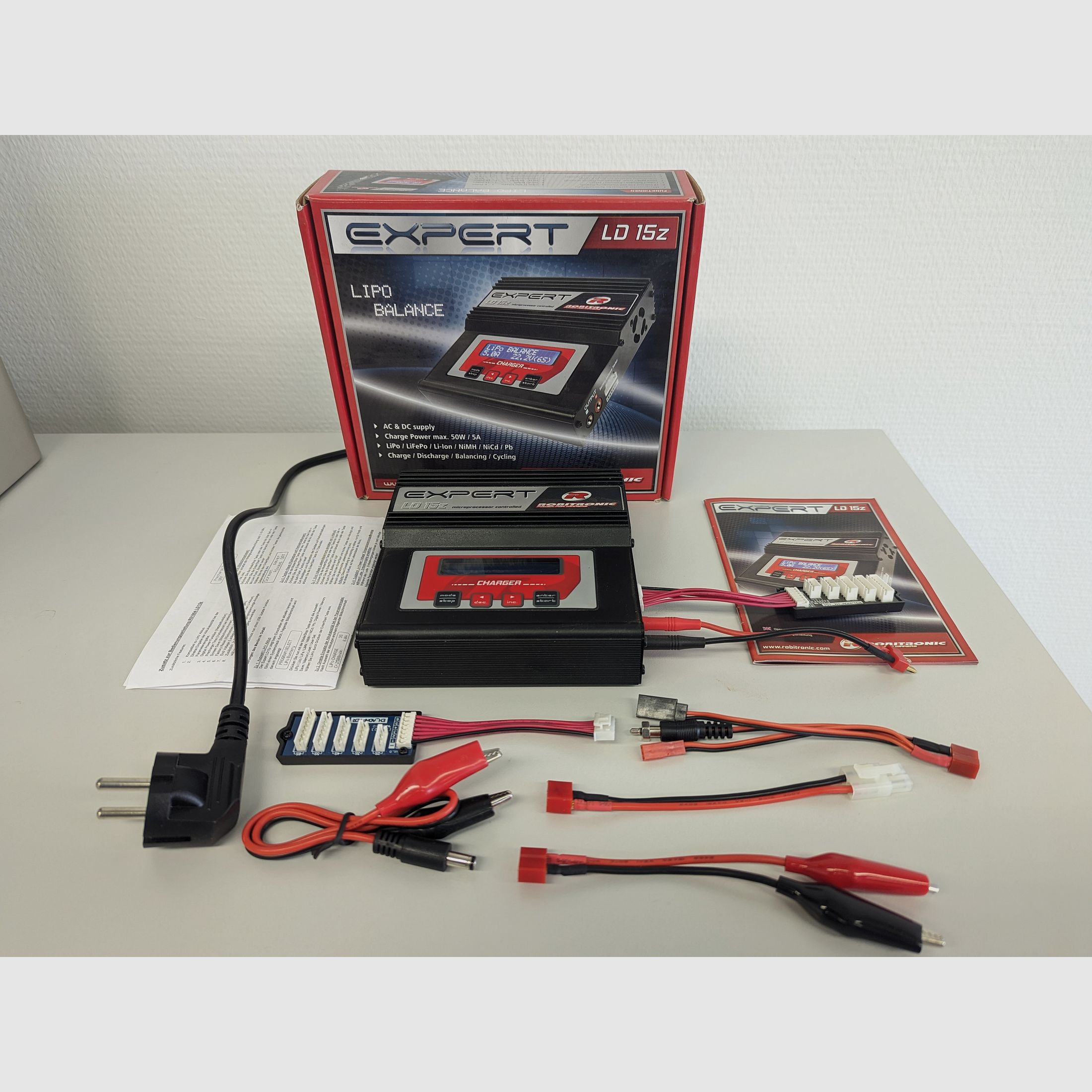 Caricabatterie Lipo per Airsoft Softair Robitronic Expert LD15z