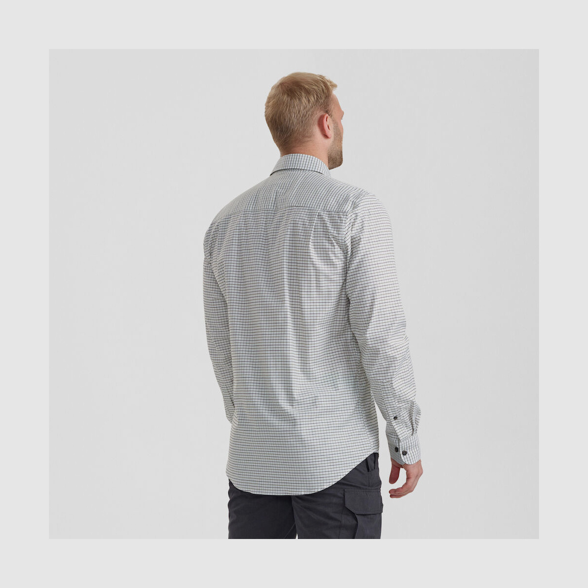 Cazador de ciervos Samuel Camisa