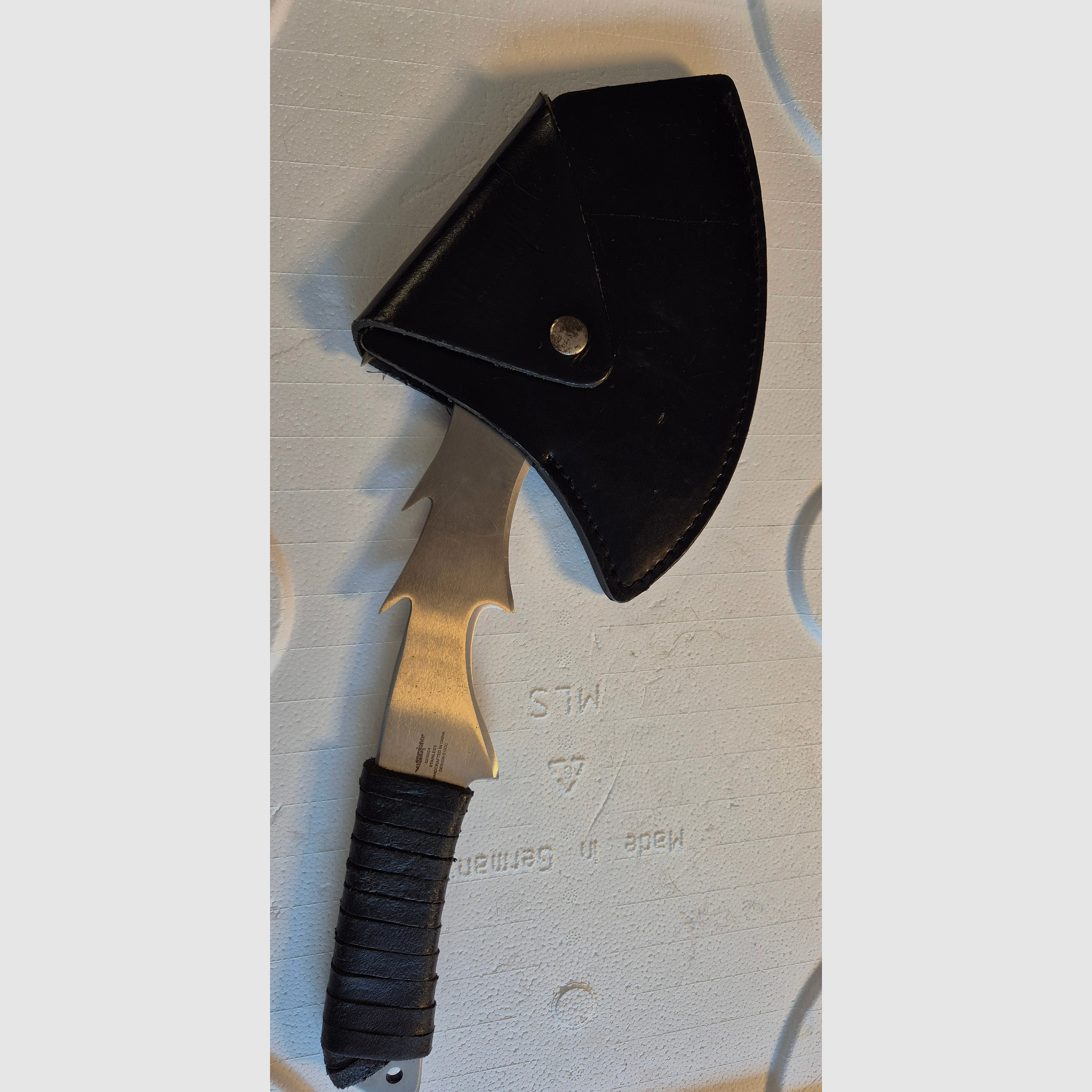 Gil Hibben  warrior throwing axe w/sheath#5004 Custom Design