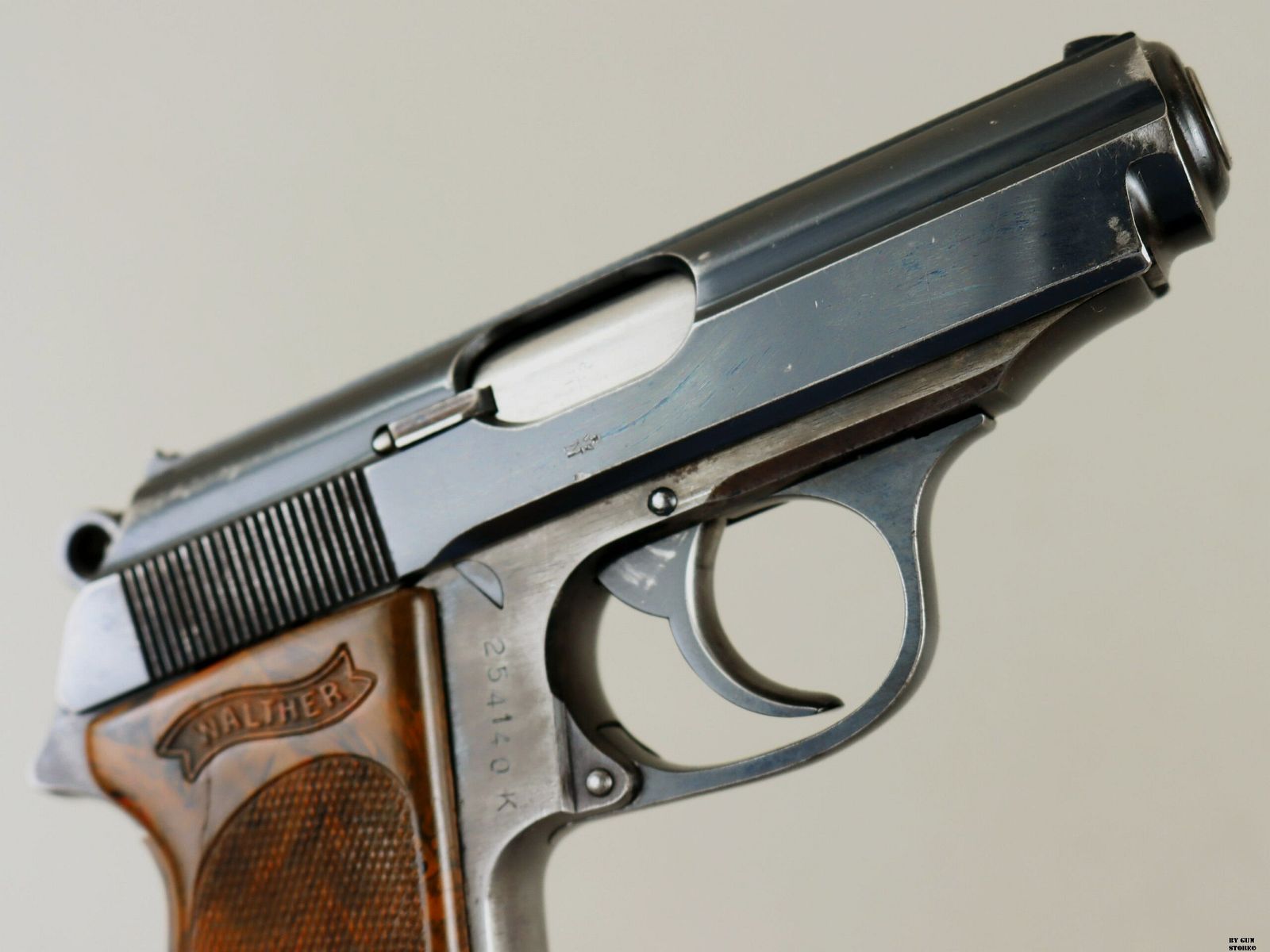 Pistola Walther mod. PPK cal. 7,65mm matr. 254140K, immagine 7 di 8