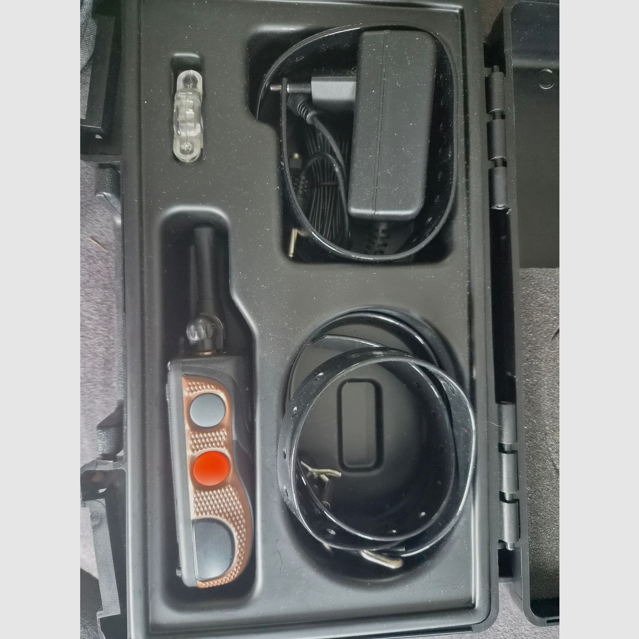 Dogtra ARC 800 double collar with 2 x remote control remaining warranty