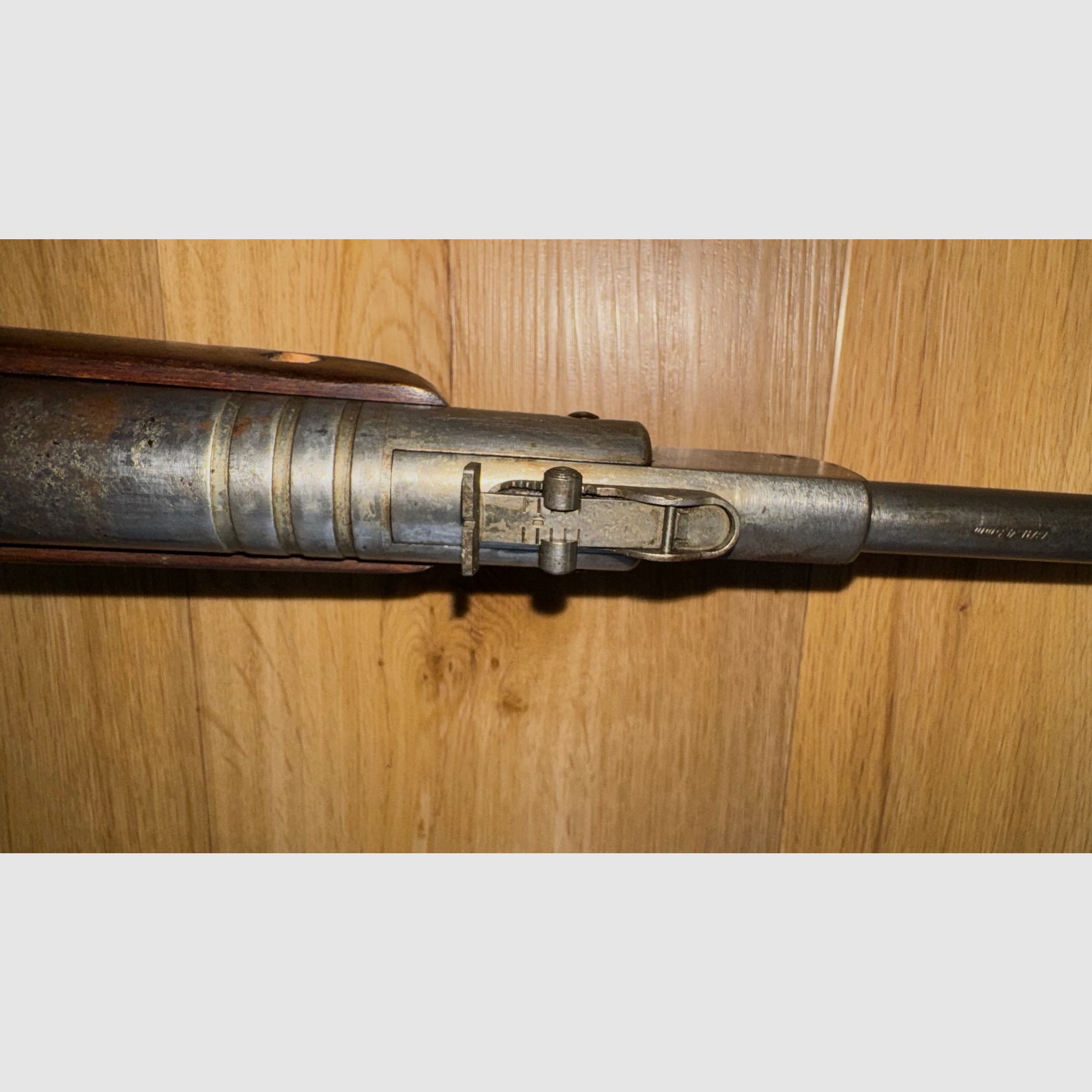 Offering air rifle Haenel Suhl model III-284 with renewed wear parts, such as spring, seals, trigger, etc.