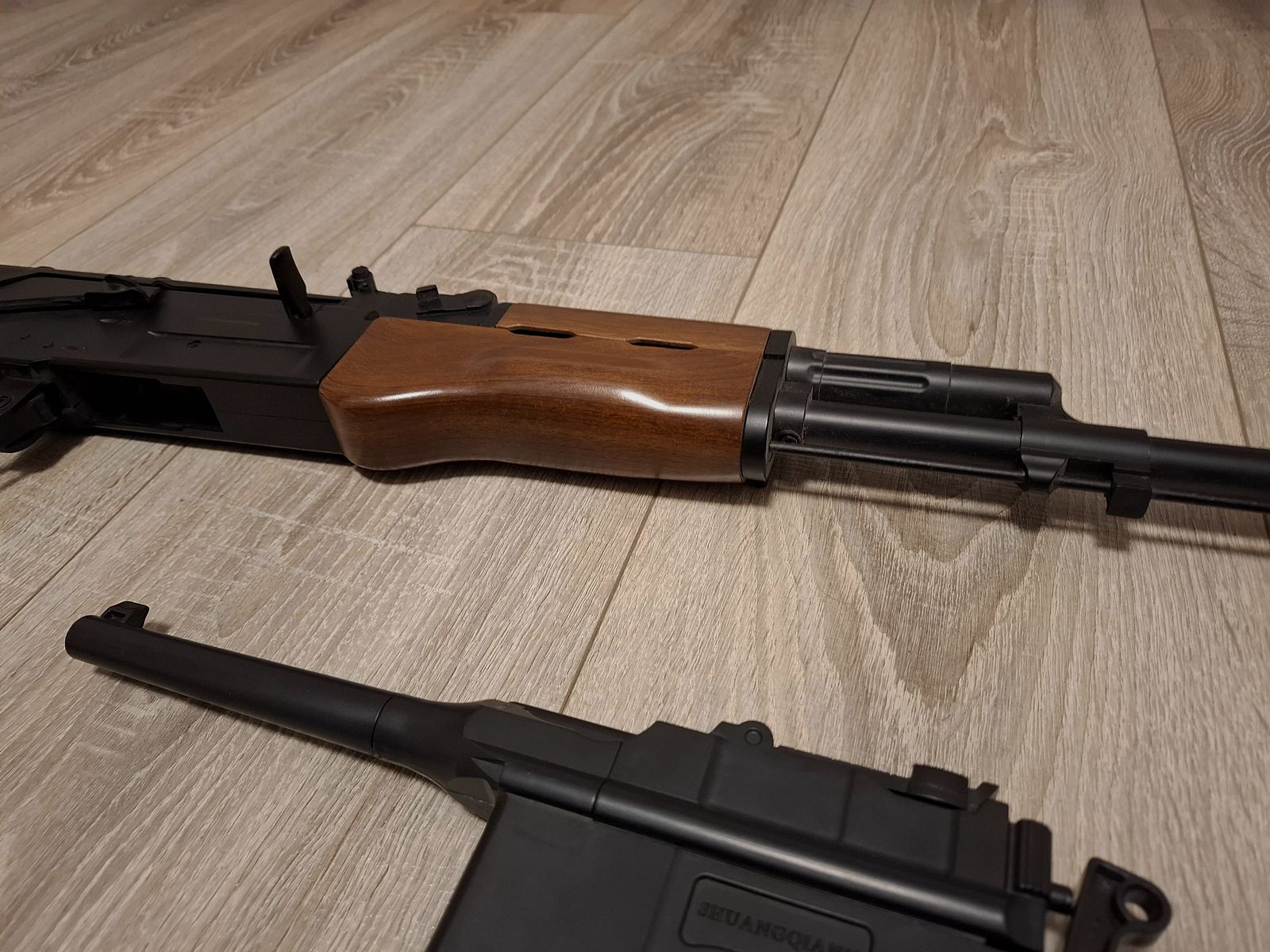 Well AK 74 M aeg <0,5 Joule+ Mauser C96 Federdruck , Bild 6 von 11