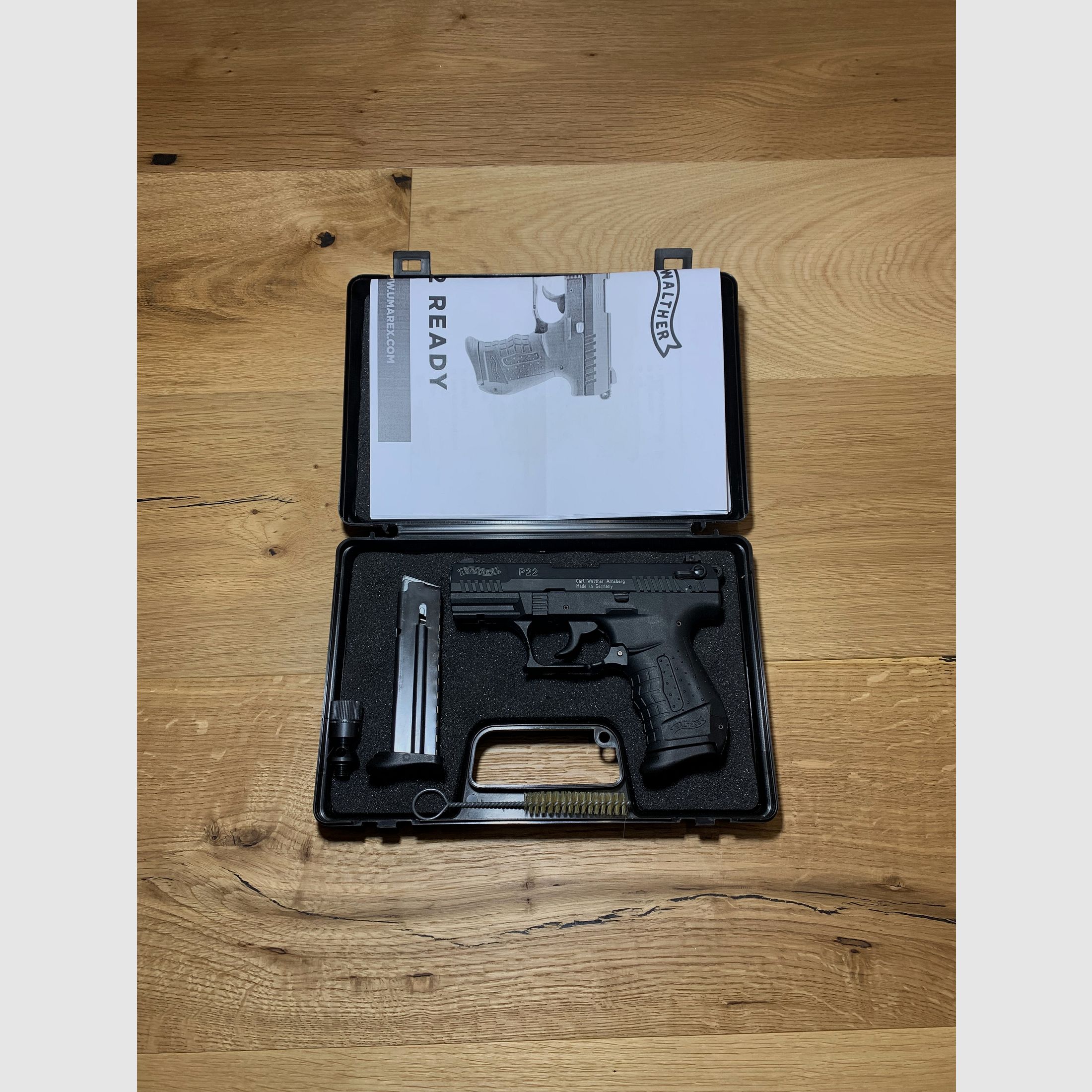 Walther P22 signal pistol 9mm P.A.K. by Umarex
