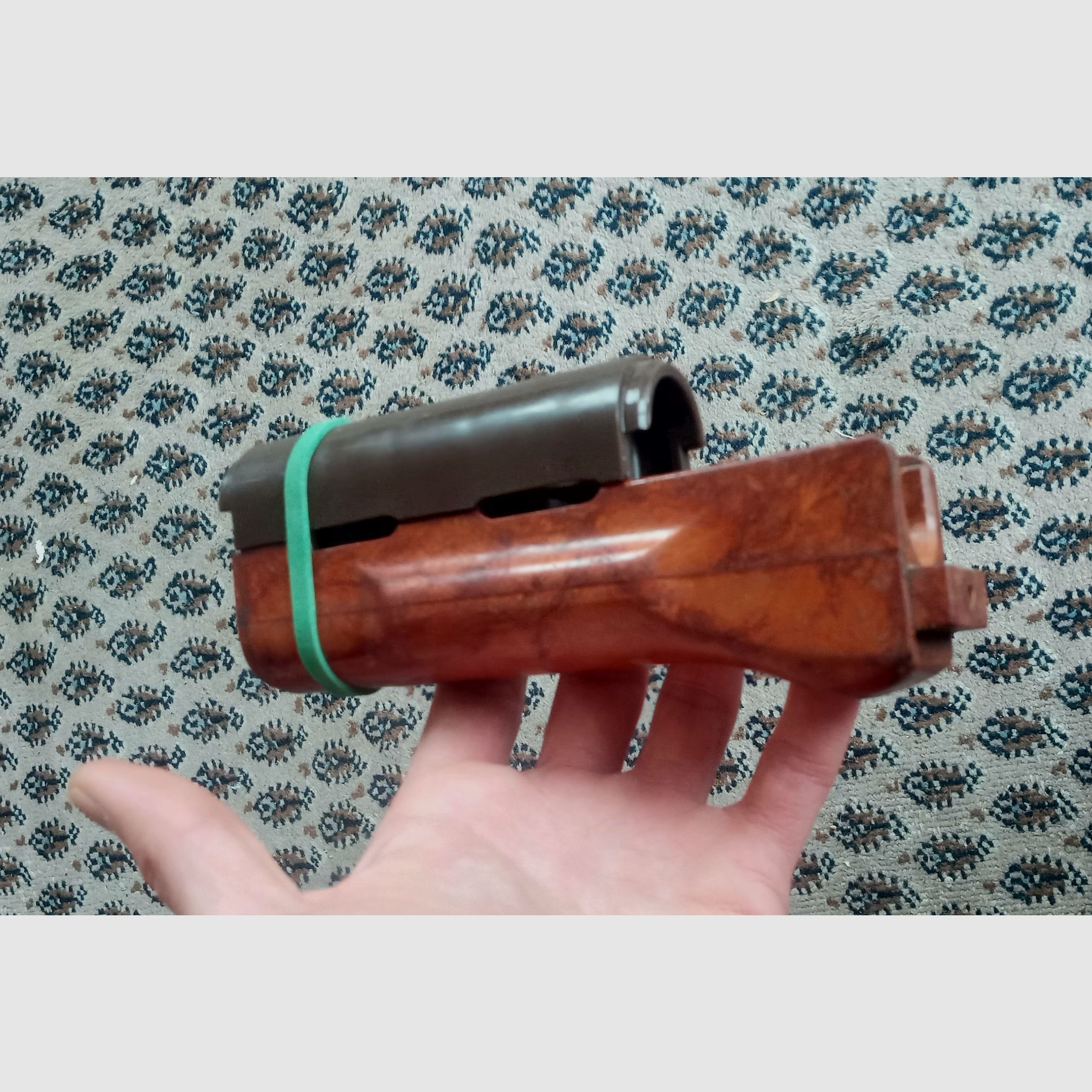 Shagadelic! Vintage Handguard Baby / onderste AK74 Tantal Bakelit handbescherming en grip / Optioneel bovenste DDR kunststof AKM of Izhmash AK-74M handbescherming