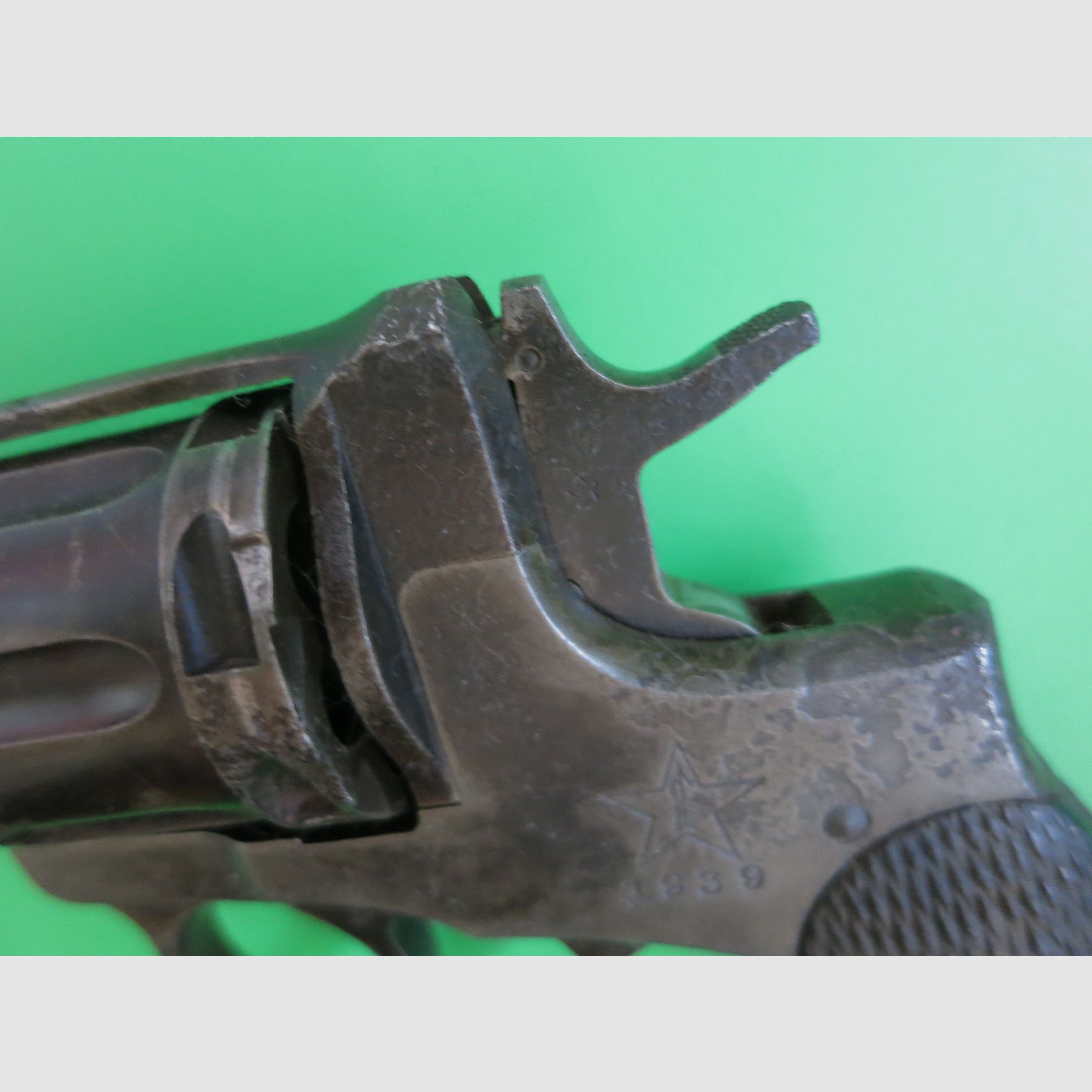 KAISERLICHER RUSSISCHER NAGANT-REVOLVER WW2, 1939, DOUBLE-ACTION-OFFIZIERSMODELL, Tula-Arsenal    #87