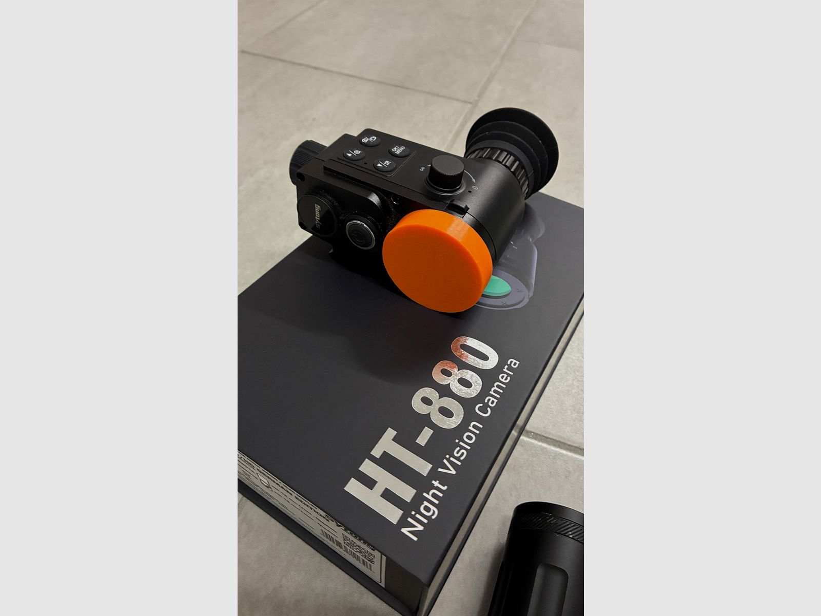 Sytong HT-880 German Edition Nachtsichtgerät + IR Strahler