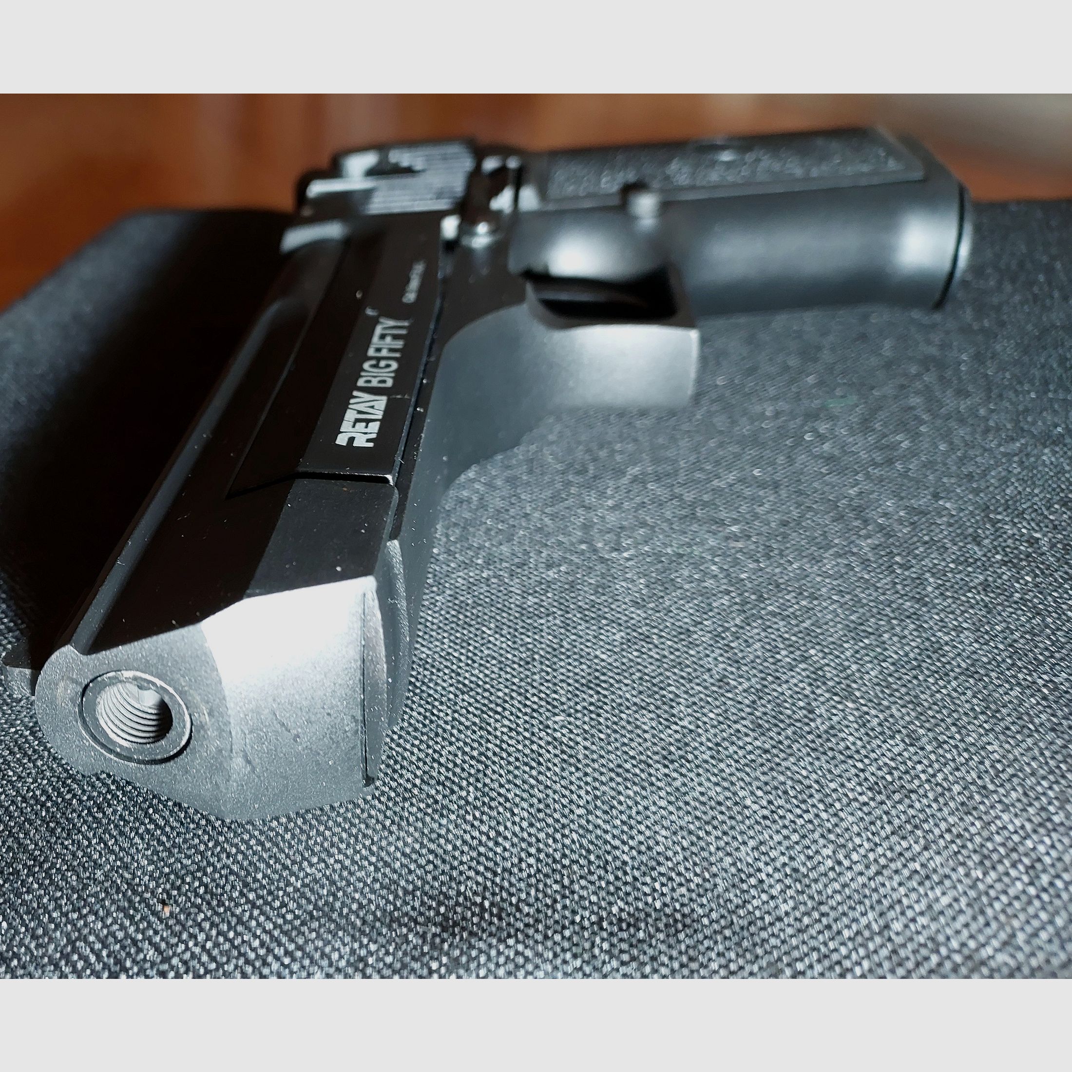 Retay Big Fifty Schreckschusspistole 9mm P.A.K. brüniert (PTB 1074)