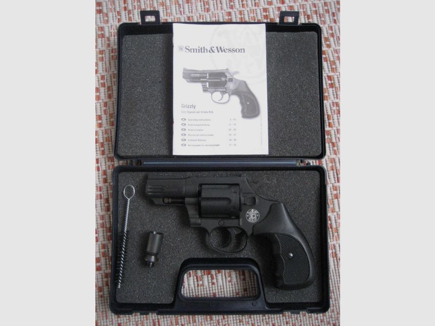 Smith & Wesson Grizzly  9mm Schreckschuss