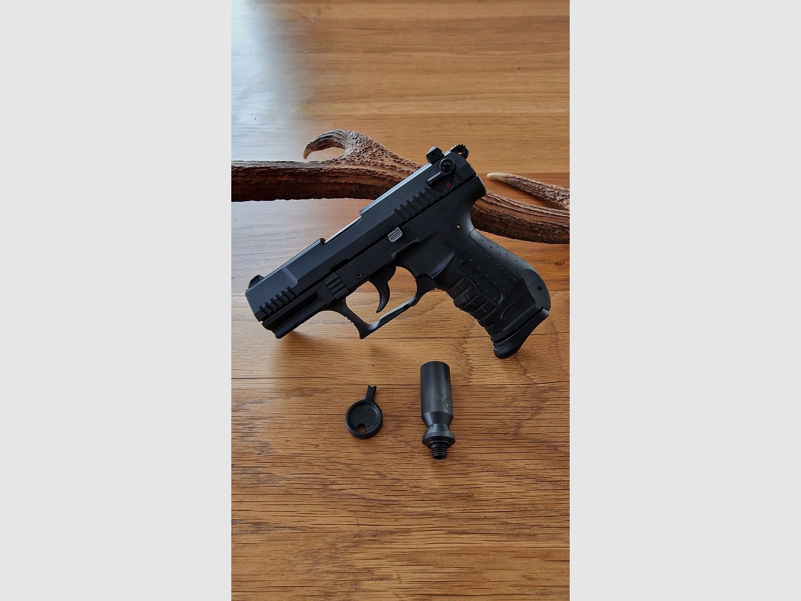 P22 Walther 9mm PAK Schreckschuss