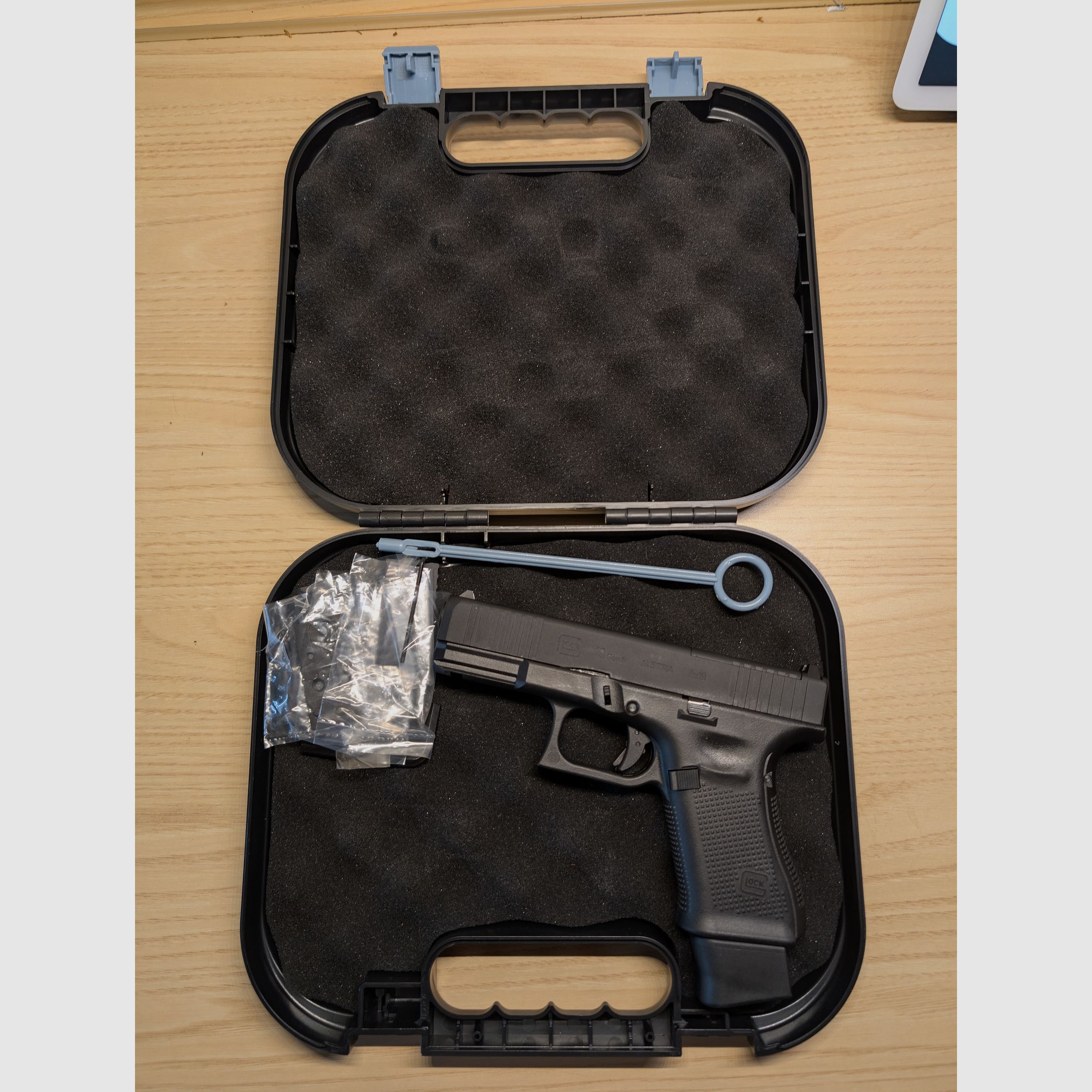 GLOCK 19 Gen5 MOS 4,5 mm (.177) BB, CO₂, < 2,0 J