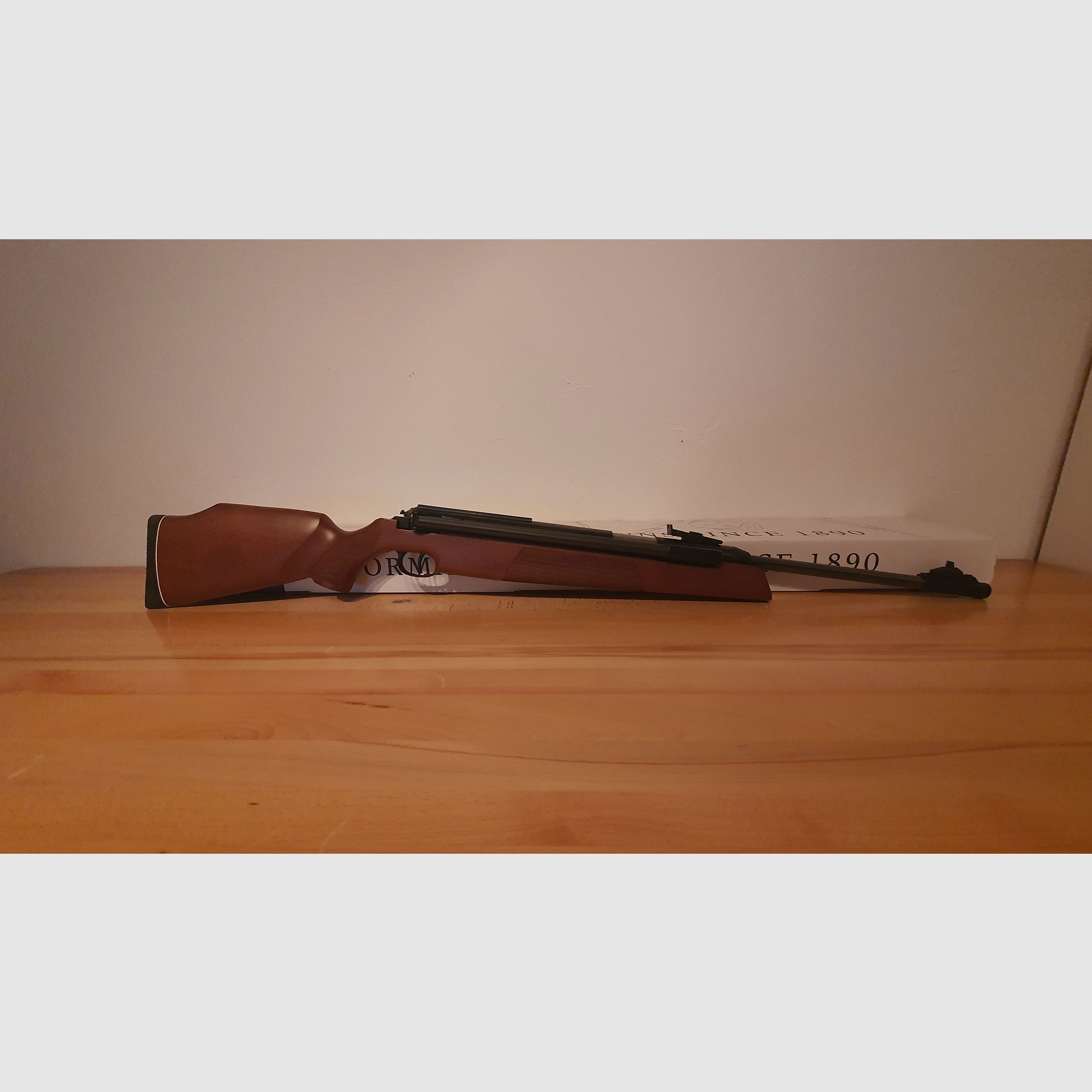 Luchtgeweer Diana 54 / Diana54 Airking in kaliber 4,5 mm ( Starre loop / Zijspaner )