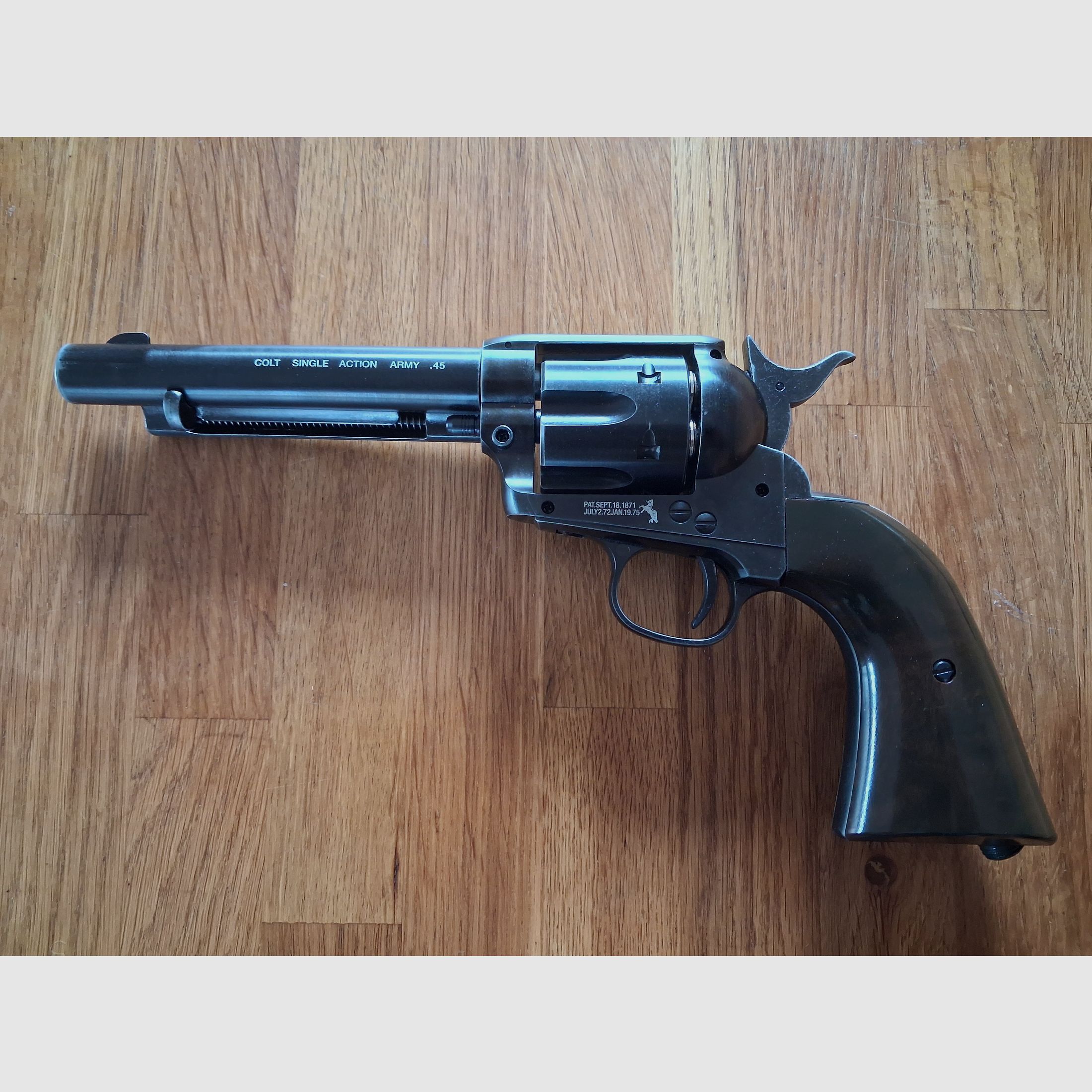 COLT Single Action Army .45 Peacemaker revólver CO2 4,5mm Diabolos, cañón estriado