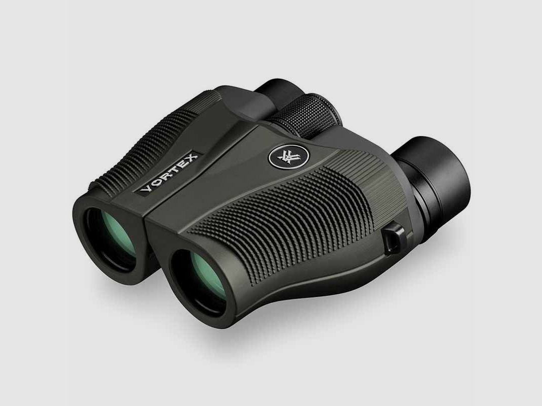 Vortex Vanquish 8x26 binoculars, image 2 of 4