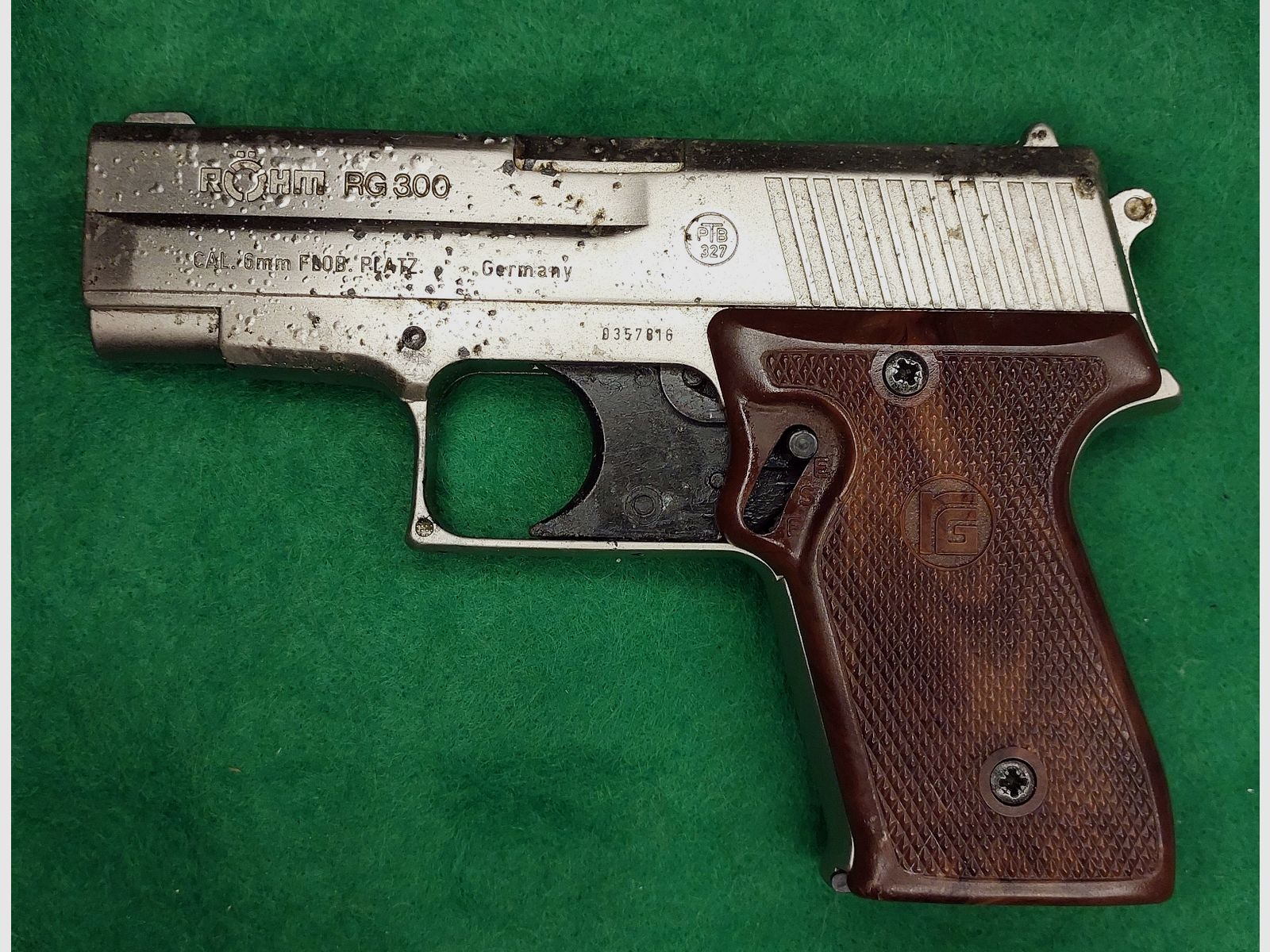 Röhm RG 300 Schreckschuss Pistole (RG300) Kal. 6mm Flobert VERNICKELT (PTB 327)