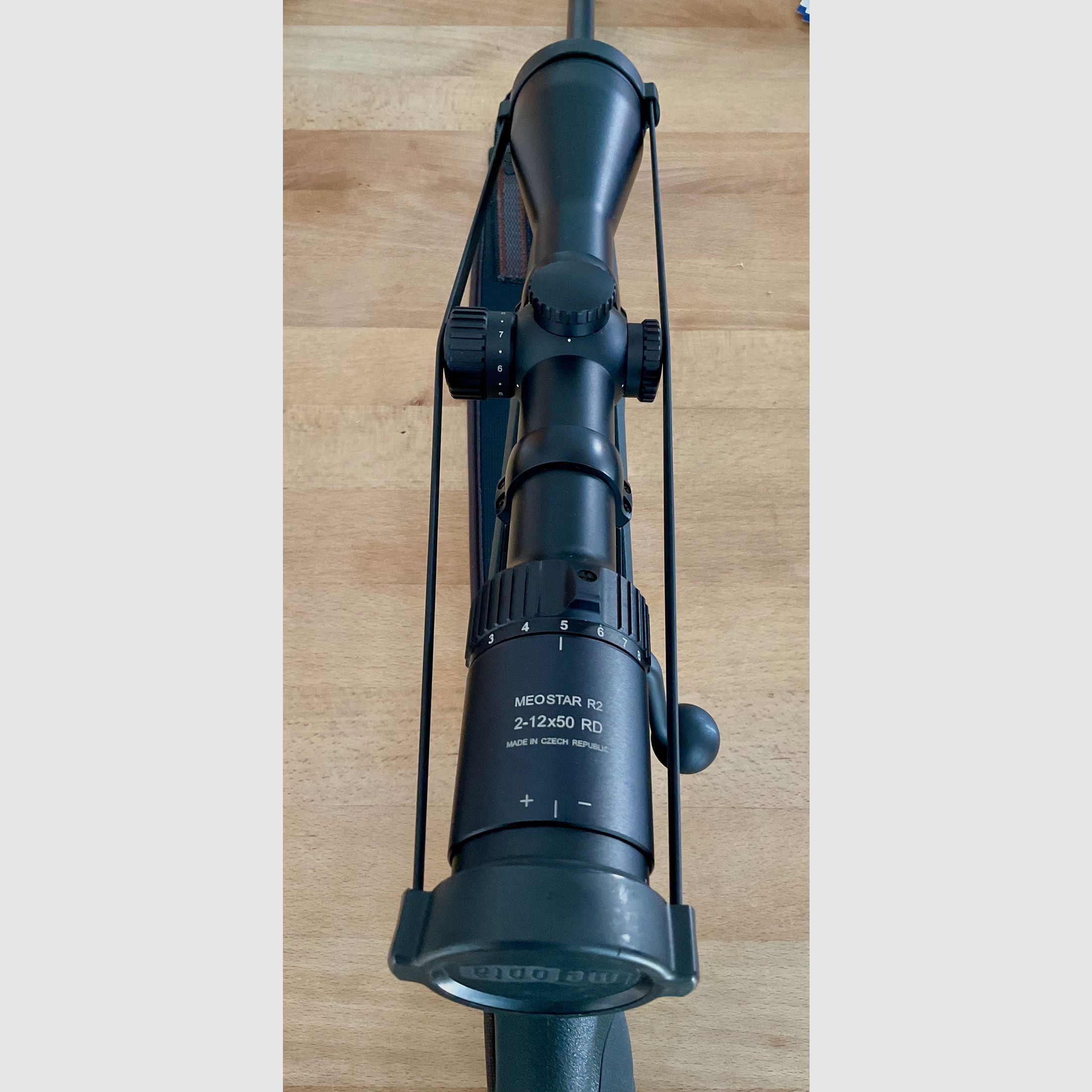 Blaser R8 Professional  Success (Kal. 8x57 IS) + Meopta R2 2-12x50 + Sattelmontage + Mauser Schalldämpfer