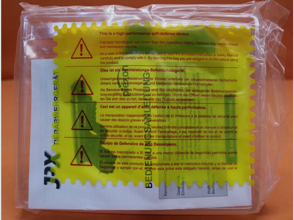 Piexon Jet Protector JPX Gen1: Abschussgerät für Reizstoff (Pfefferspray) Polymer schwarz 10%OC (ÜBERLAGERT!) mit zusätzlichem Trainingsmagazin