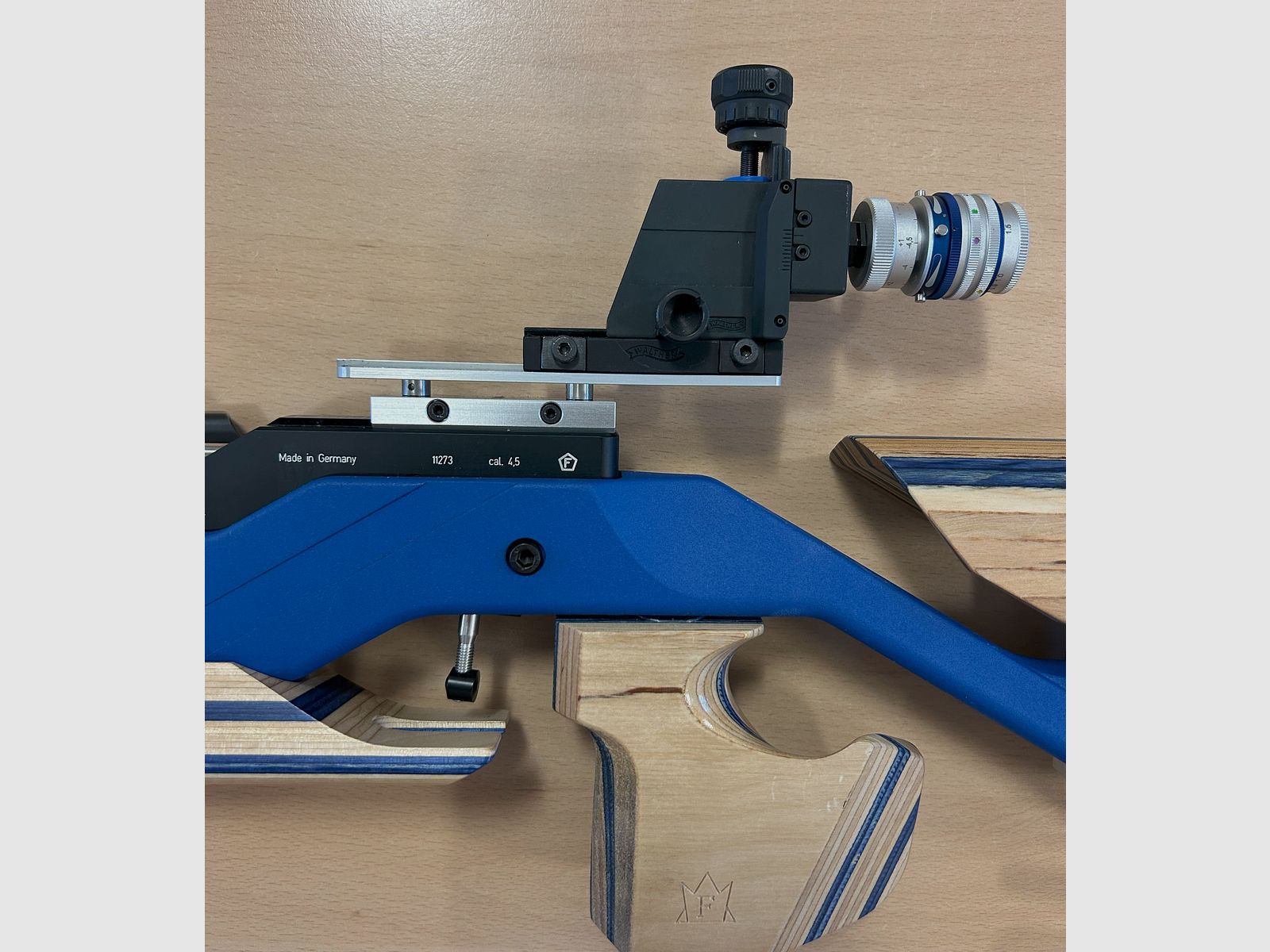 Walther LG 300 Alutec soporte