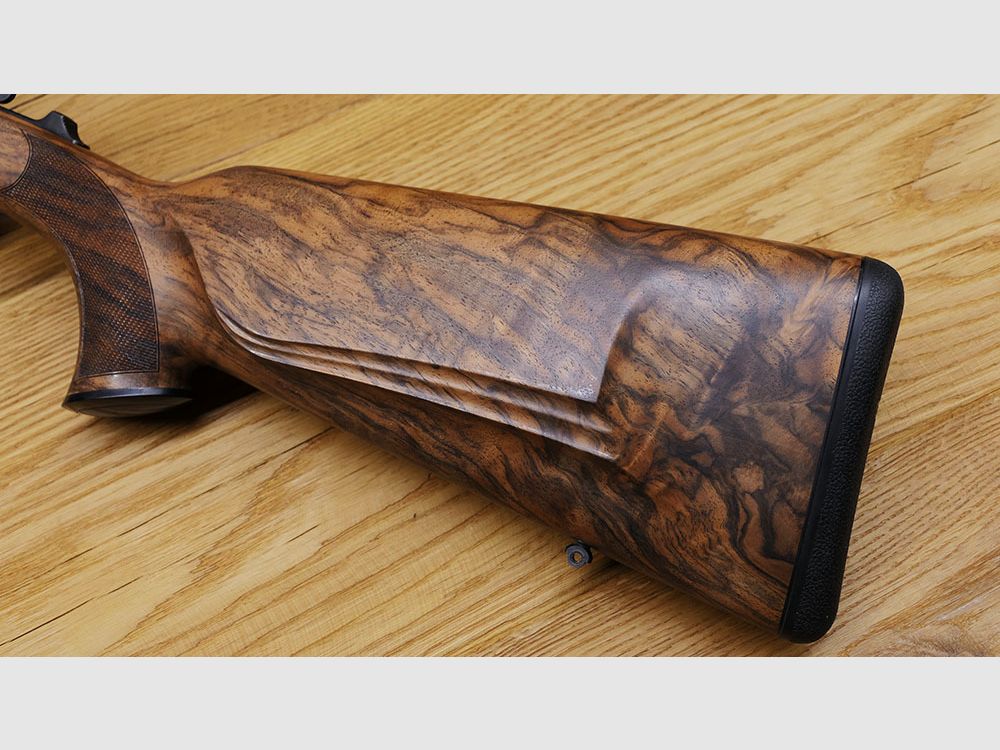 Blaser K95 Kipplaufbüchse / Black Edition / 6,5 Creedmoor / 52cm Lauf, lange Seitenplatten / HK 8 matt / Goldener Verschlussblock & Abzug / TRAUMWAFFE!