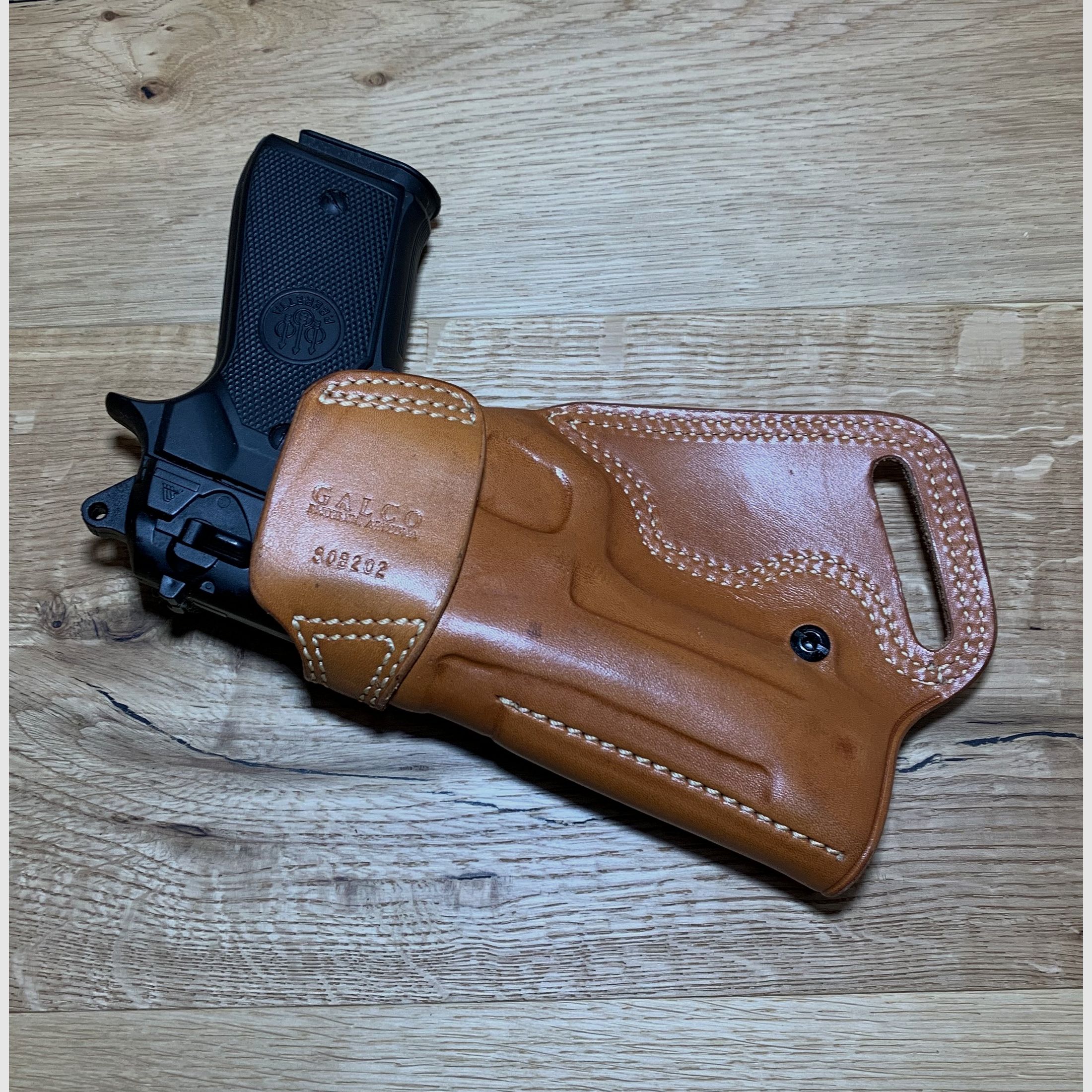 Galco S.O.B. leren holster geschikt voor de Beretta Mod. 92 /92F, ZONDER pistool