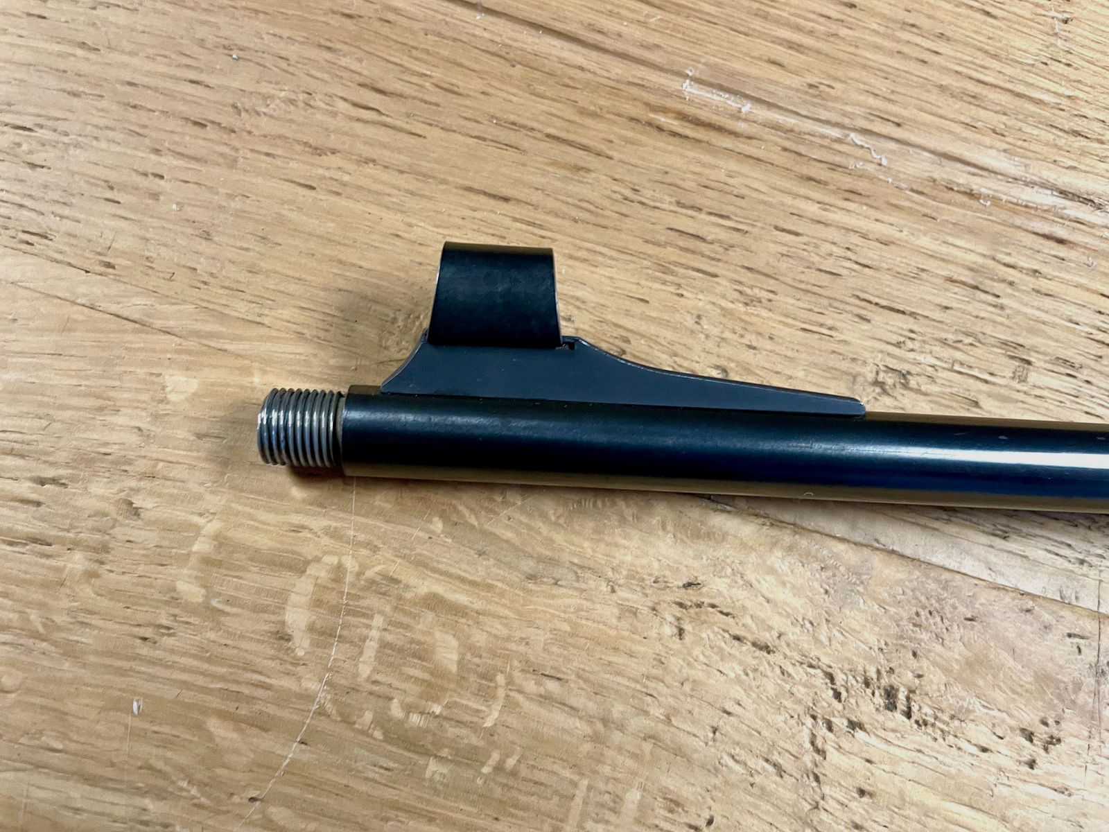 Repetierbüchse Anschütz Mod. 1422 mit Dt. Stecher inkl. ZF Tasco 4-12x56 und Schalldämpfer