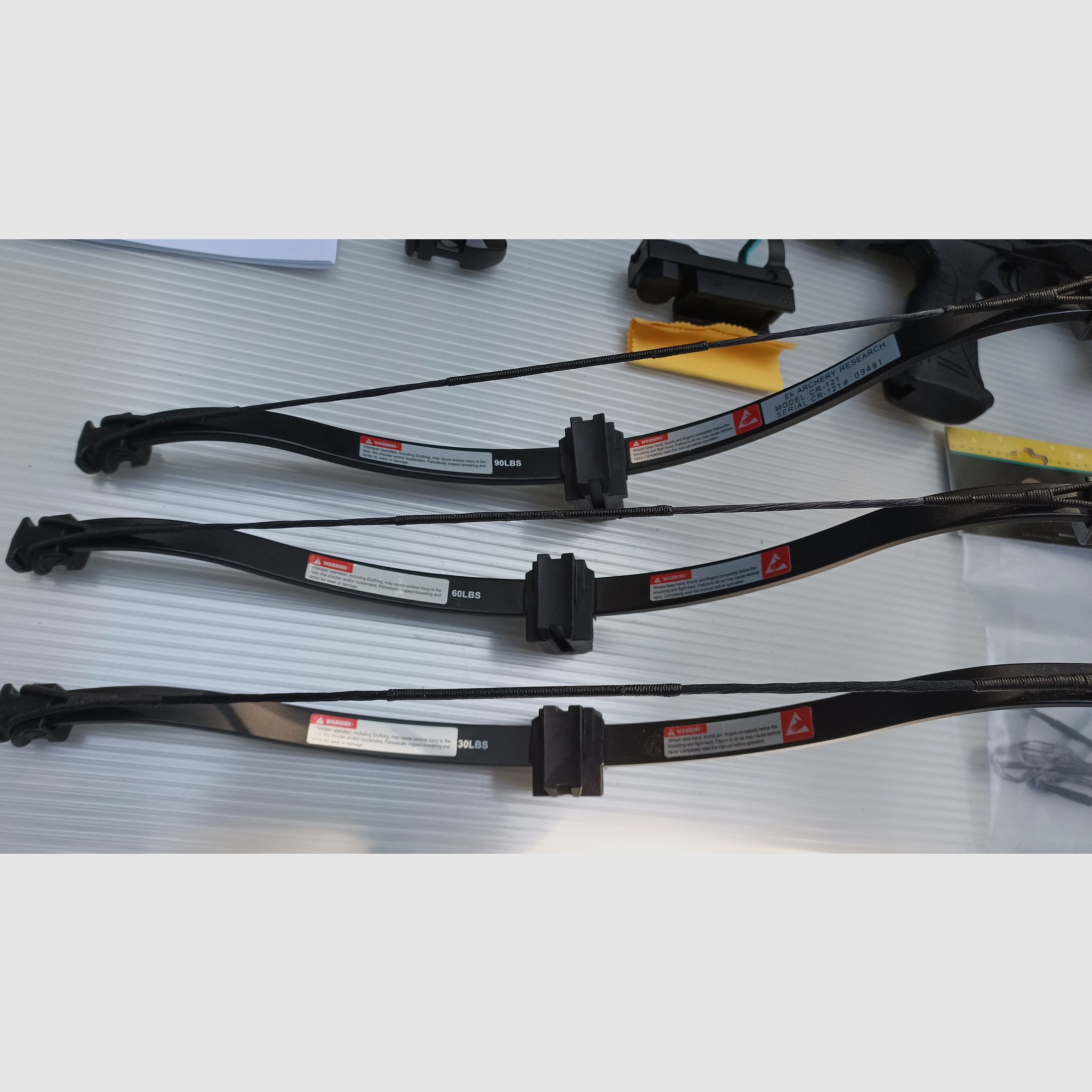 Repetier Armbrust Vlad Set *neuwertig* 3 Bögen 39 Pfeile Red Dot