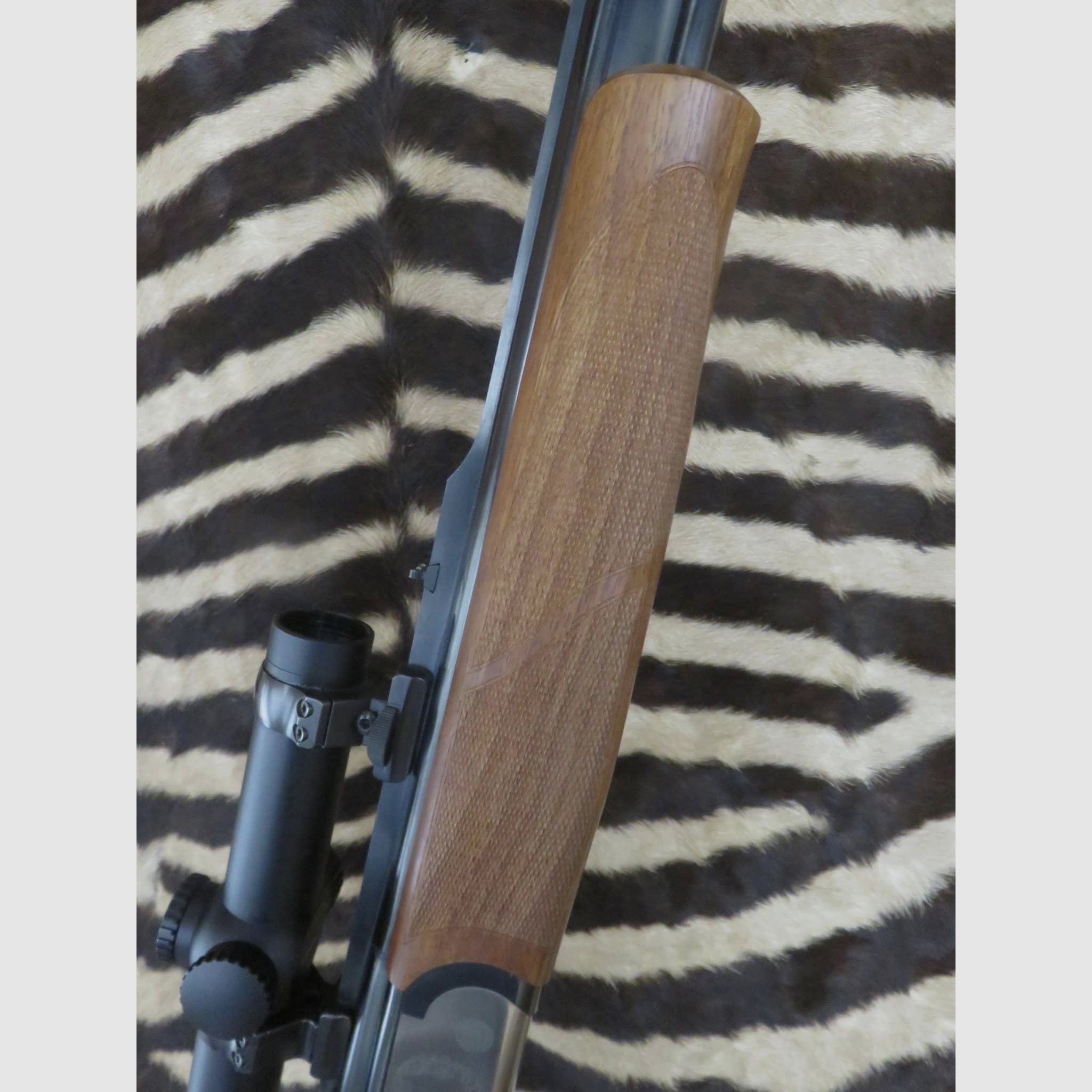 Doppelbüchse SILMA Kal. 9,3x74R Läufe 55cm – Zielfernrohr Meopta mit abnehmbarer Montage und verstellbarem Schaft., Bild 3 von 15